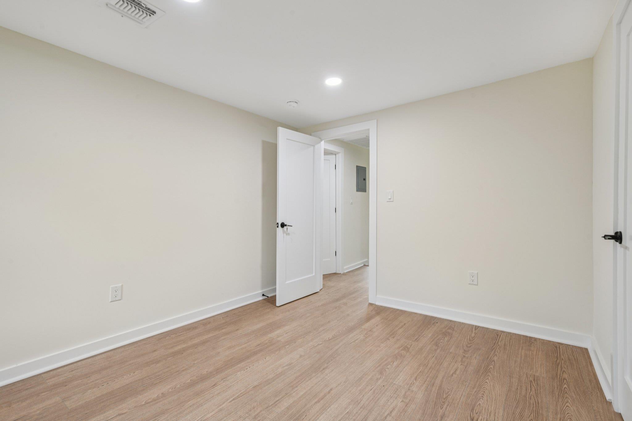 #20 photo, 1293 Pulaski Road, サフォーク郡 East Northport , NY 11731