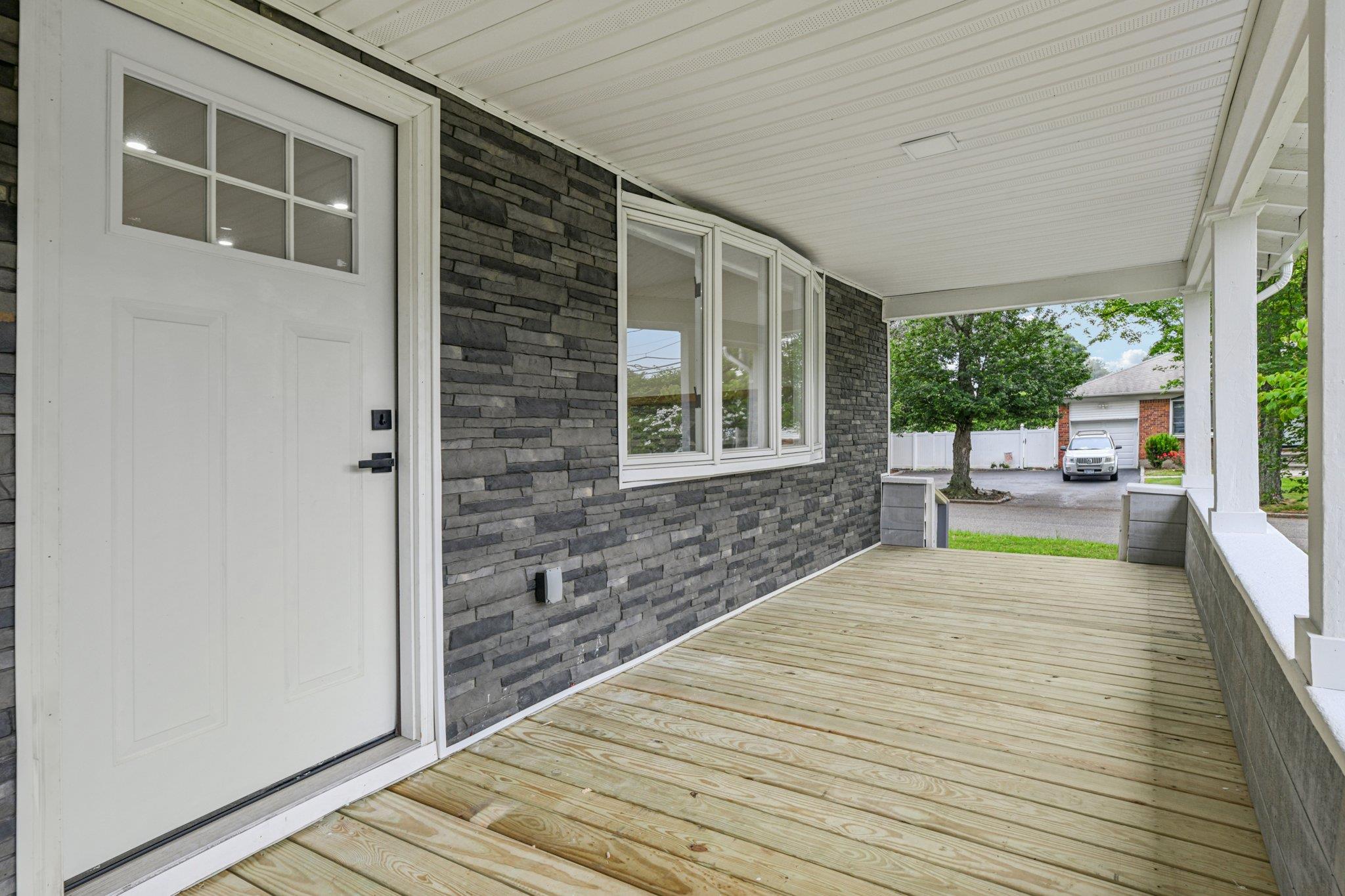 #4 photo, 1293 Pulaski Road, サフォーク郡 East Northport , NY 11731