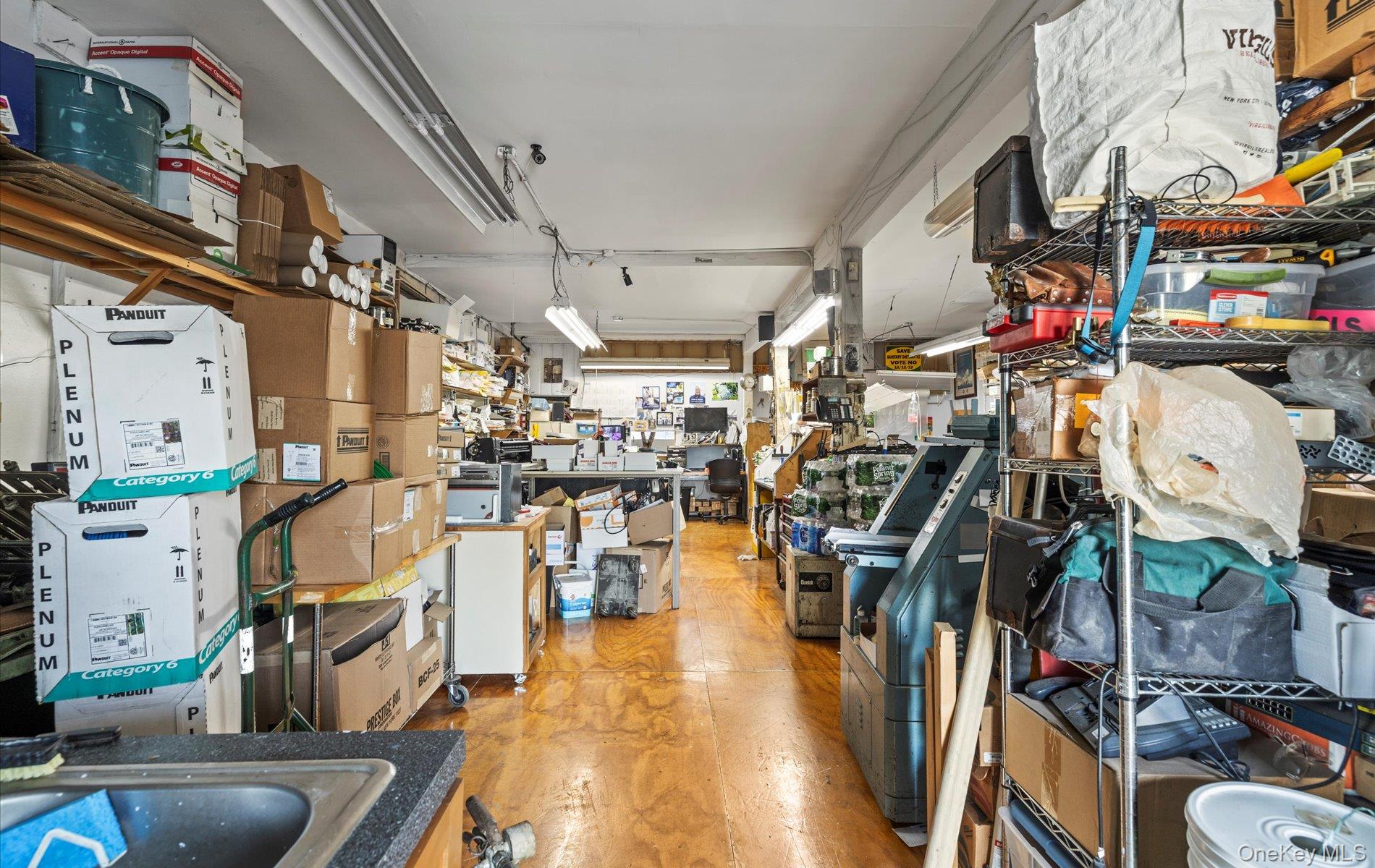 #11 photo, 2092-2096 Grand Avenue, ناسو Baldwin , NY 11510