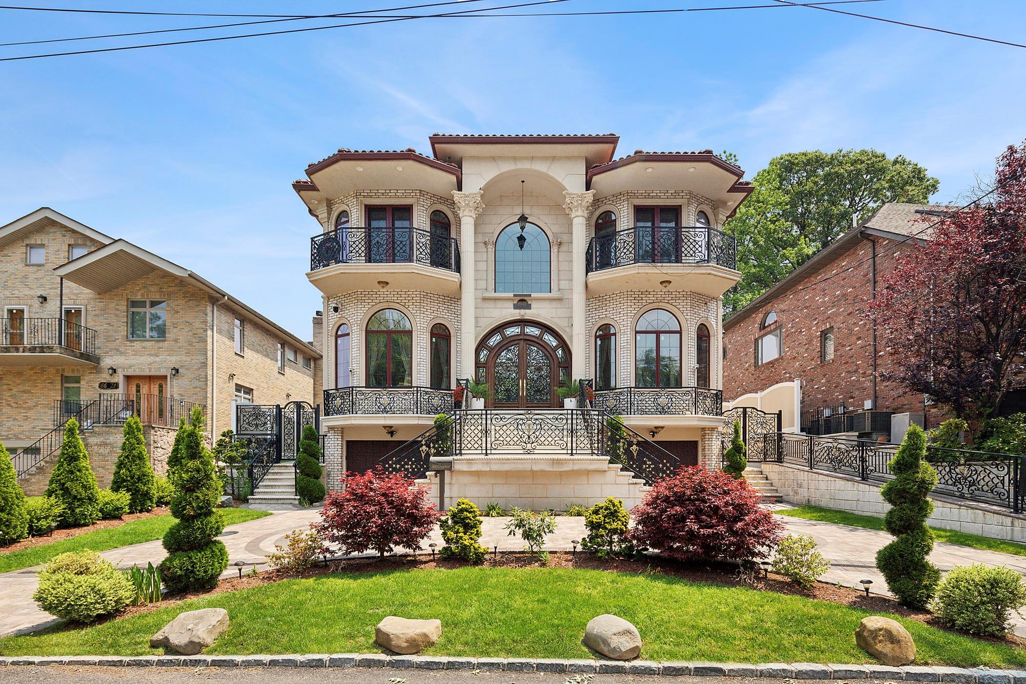 #1 photo, 86-27 Marengo Street, 皇后區 Holliswood , NY 11423