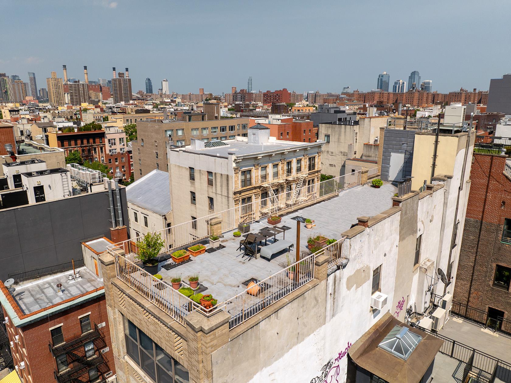 #2 photo, 209 2nd Street, マンハッタン New York (Manhattan) , NY 10009