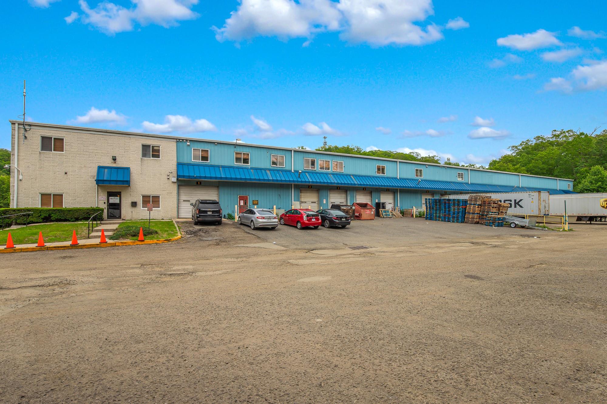 #8 photo, 230 Route 17, Hillburn , NY 10931