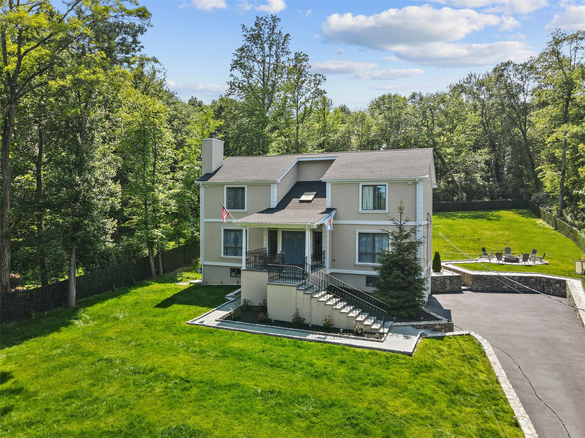 #1 photo, 2595 Dunning Drive, 紐約州 Yorktown Heights , NY 10598