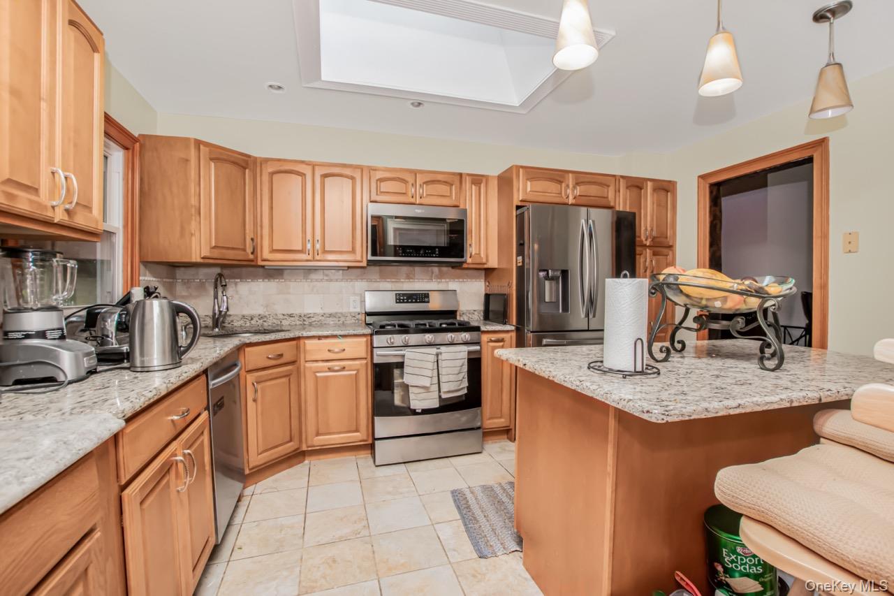 #10 photo, 127 Parkview Road, Elmsford , NY 10523