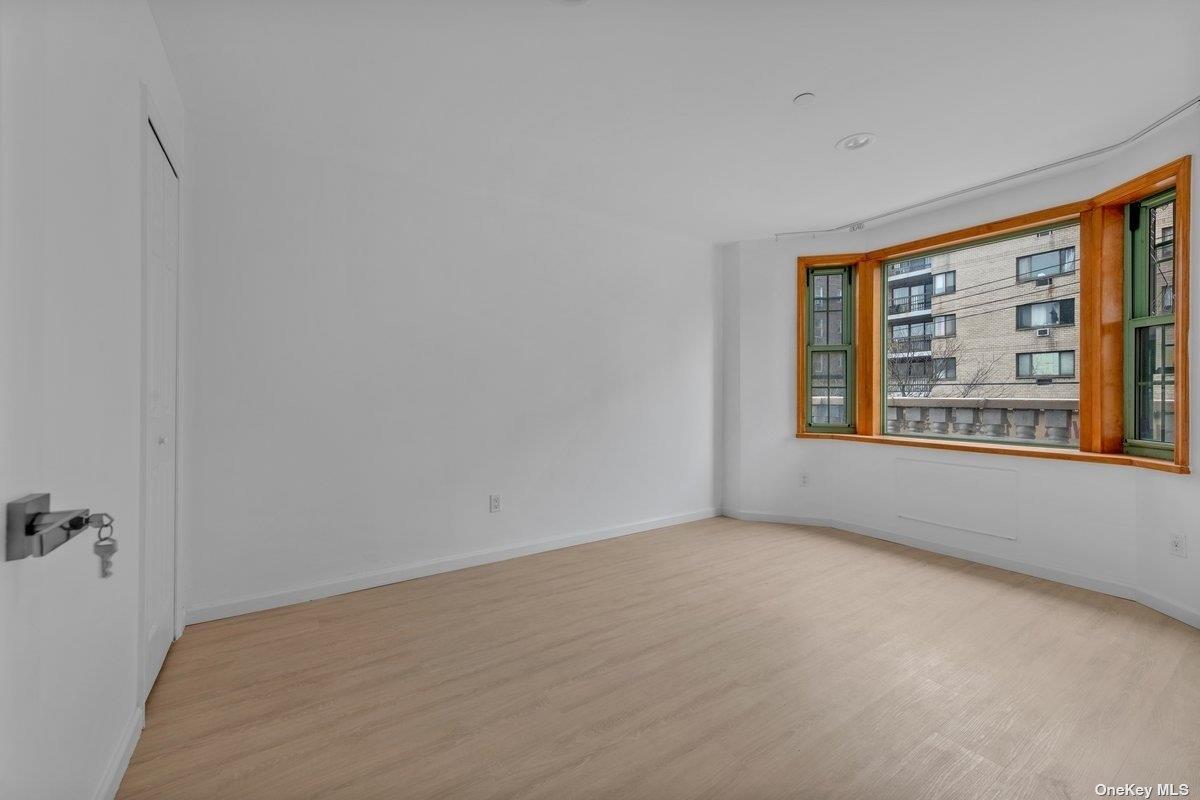 #10 photo, 134-43 Maple Avenue, クイーンズ区 Flushing , NY 11355