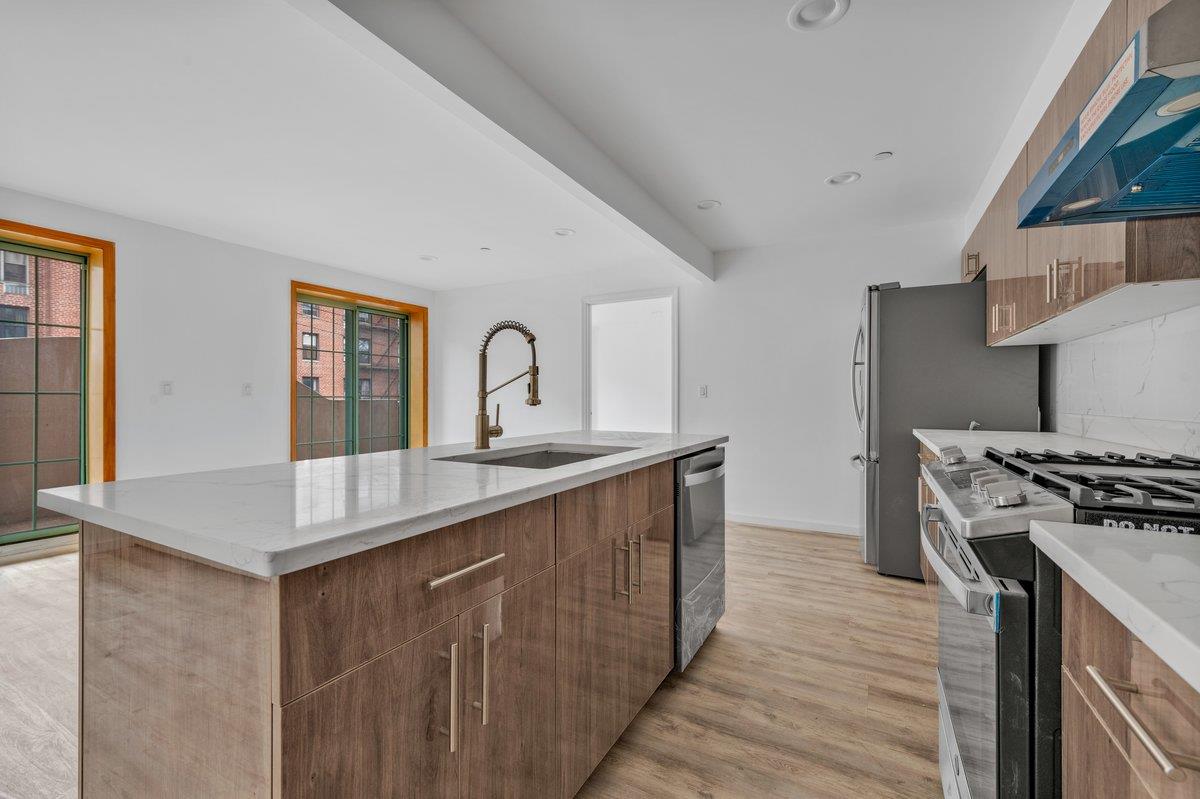 #2 photo, 134-43 Maple Avenue, クイーンズ区 Flushing , NY 11355