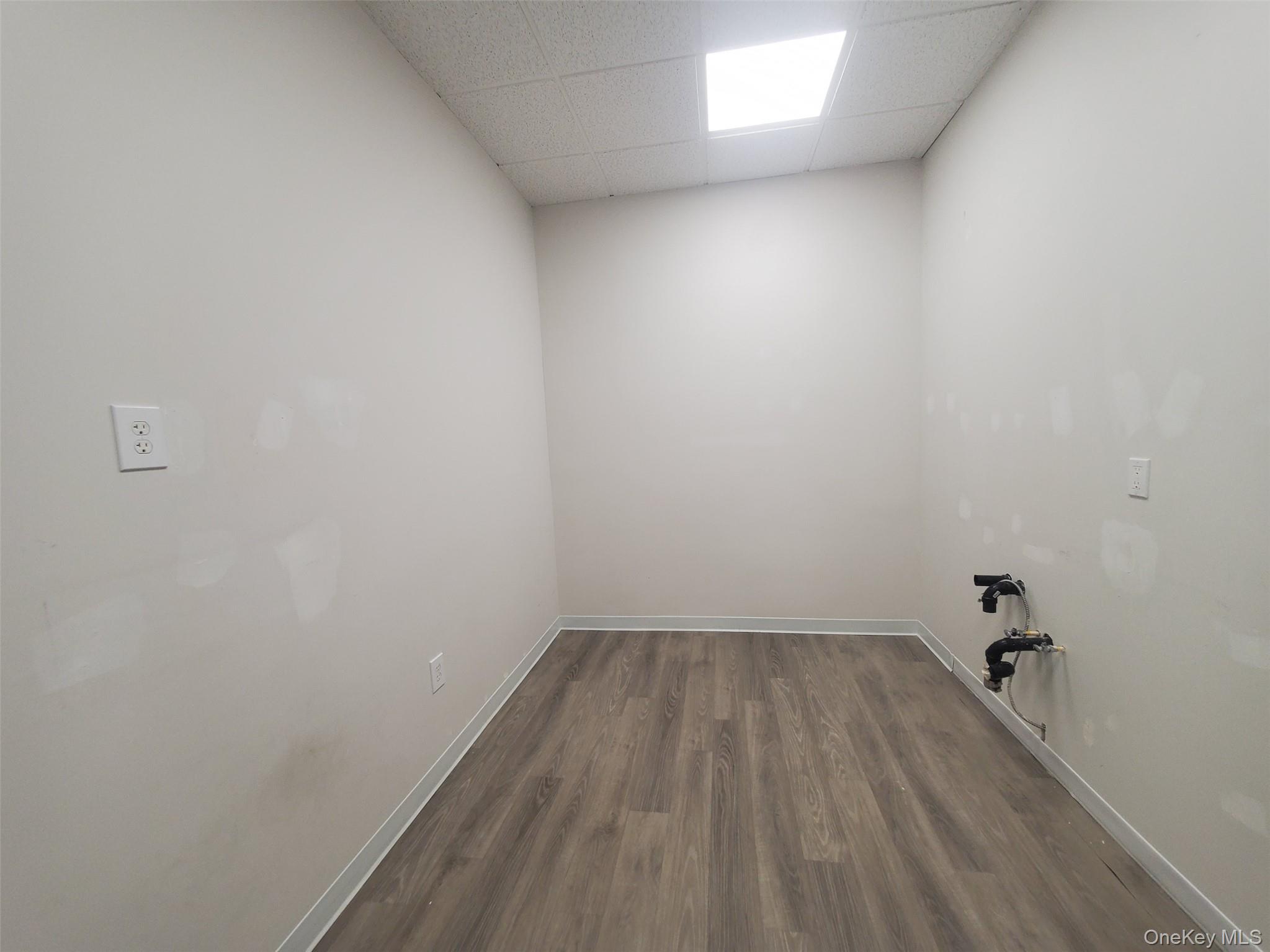 #10 photo, 84 Route 303, Tappan , NY 10983