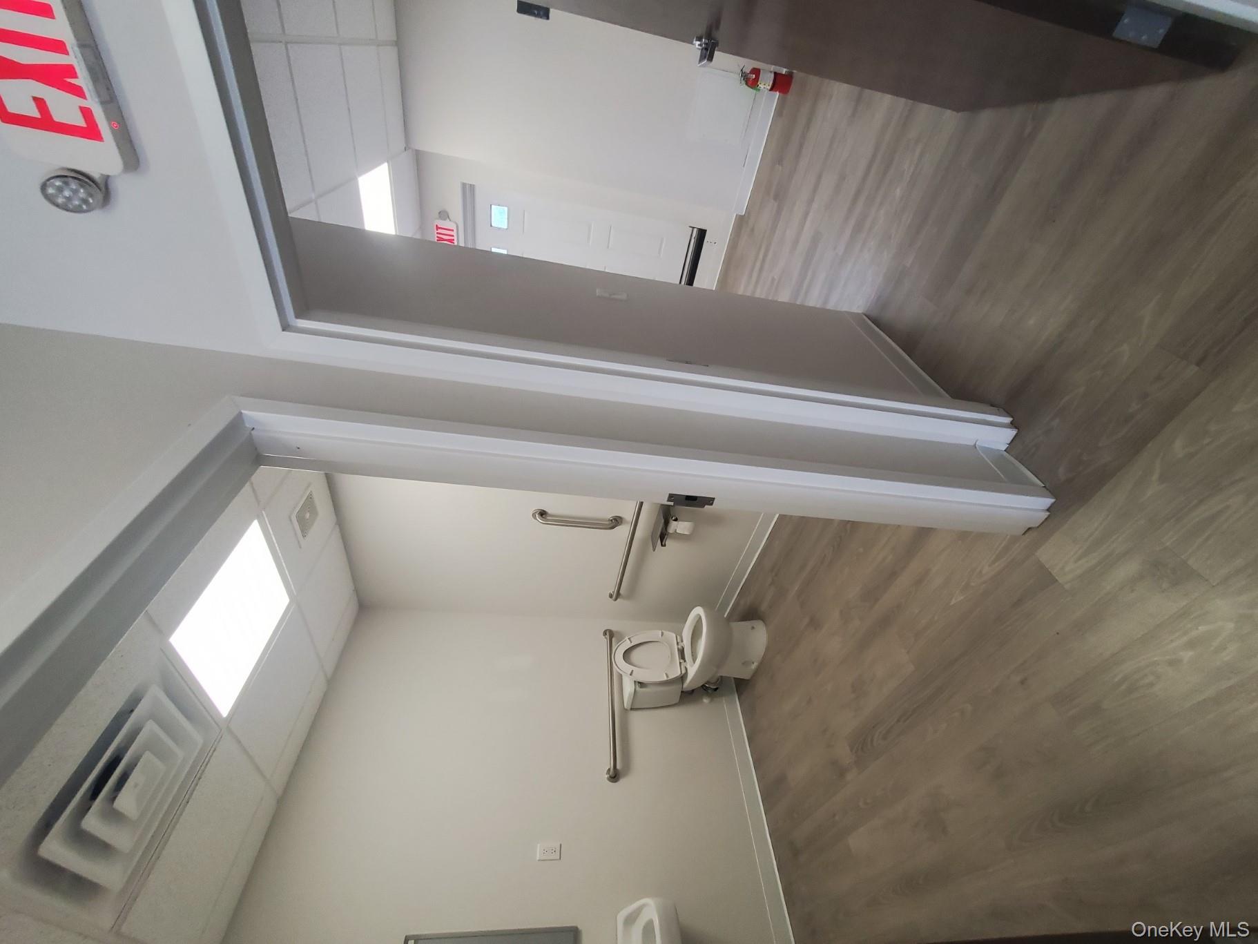 #8 photo, 84 Route 303, Tappan , NY 10983