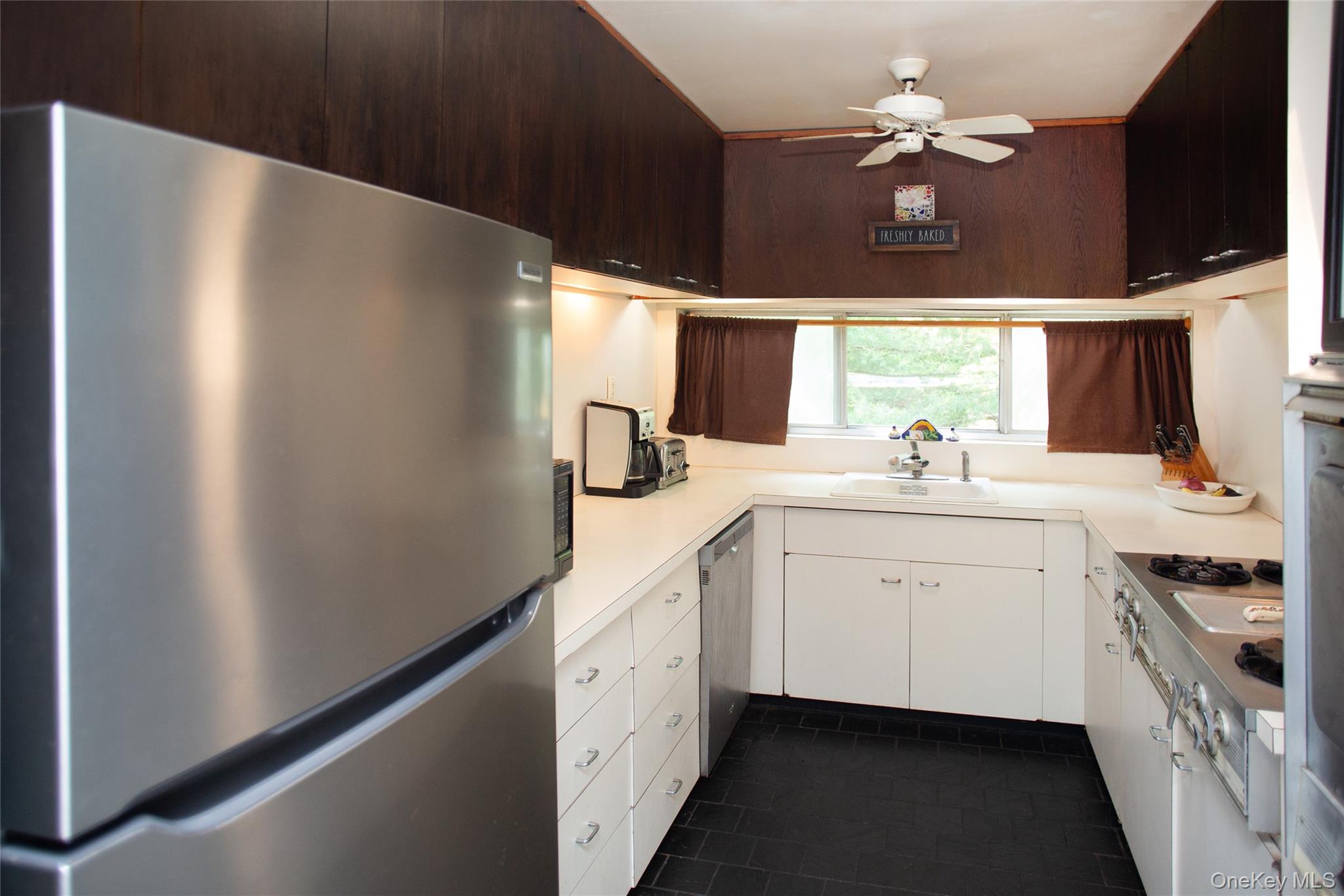 #8 photo, 162 Fawn Hill Road, Tuxedo Park , NY 10987