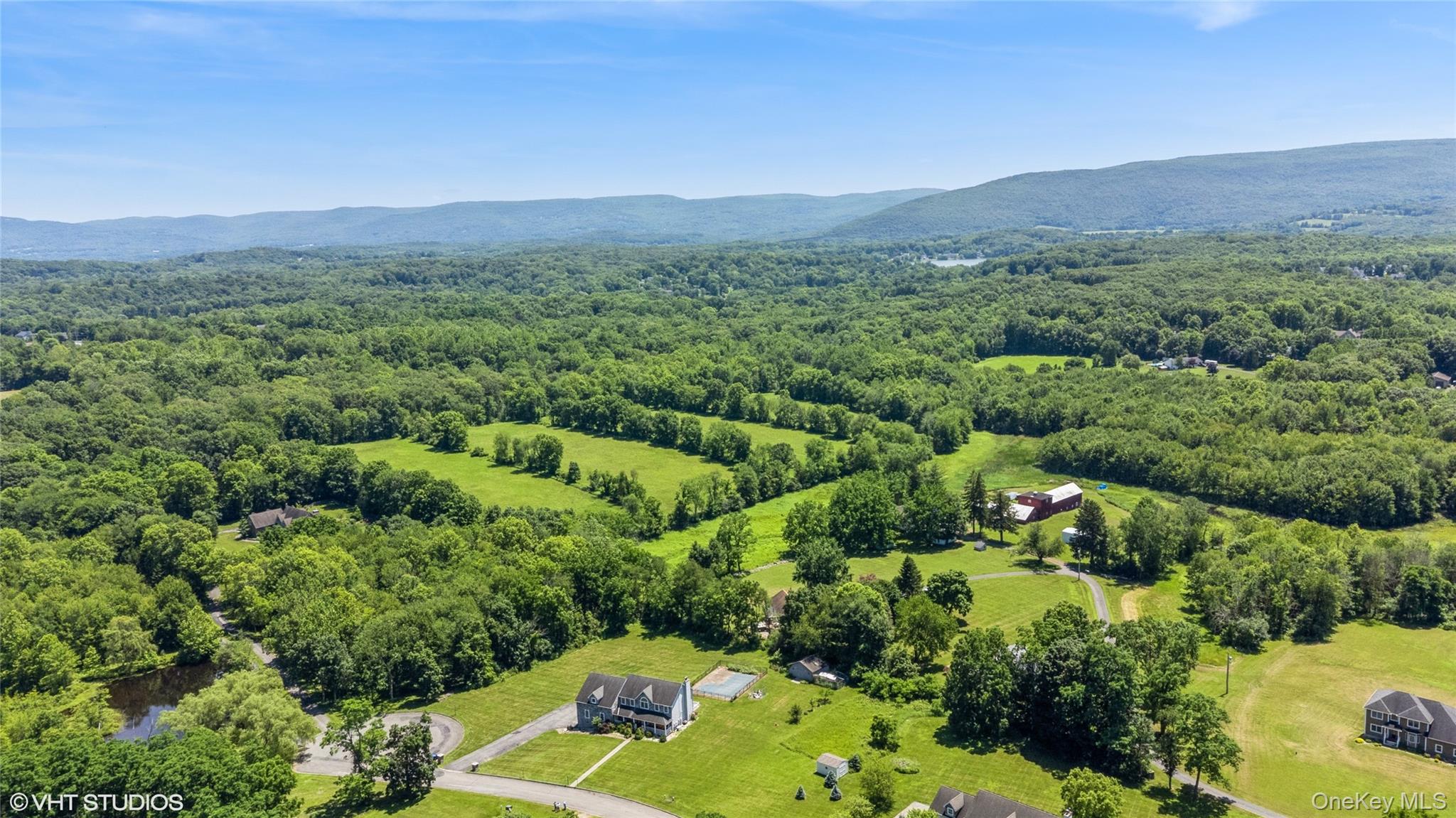 #6 photo, 10 Willys Court, Rock Tavern , NY 12575