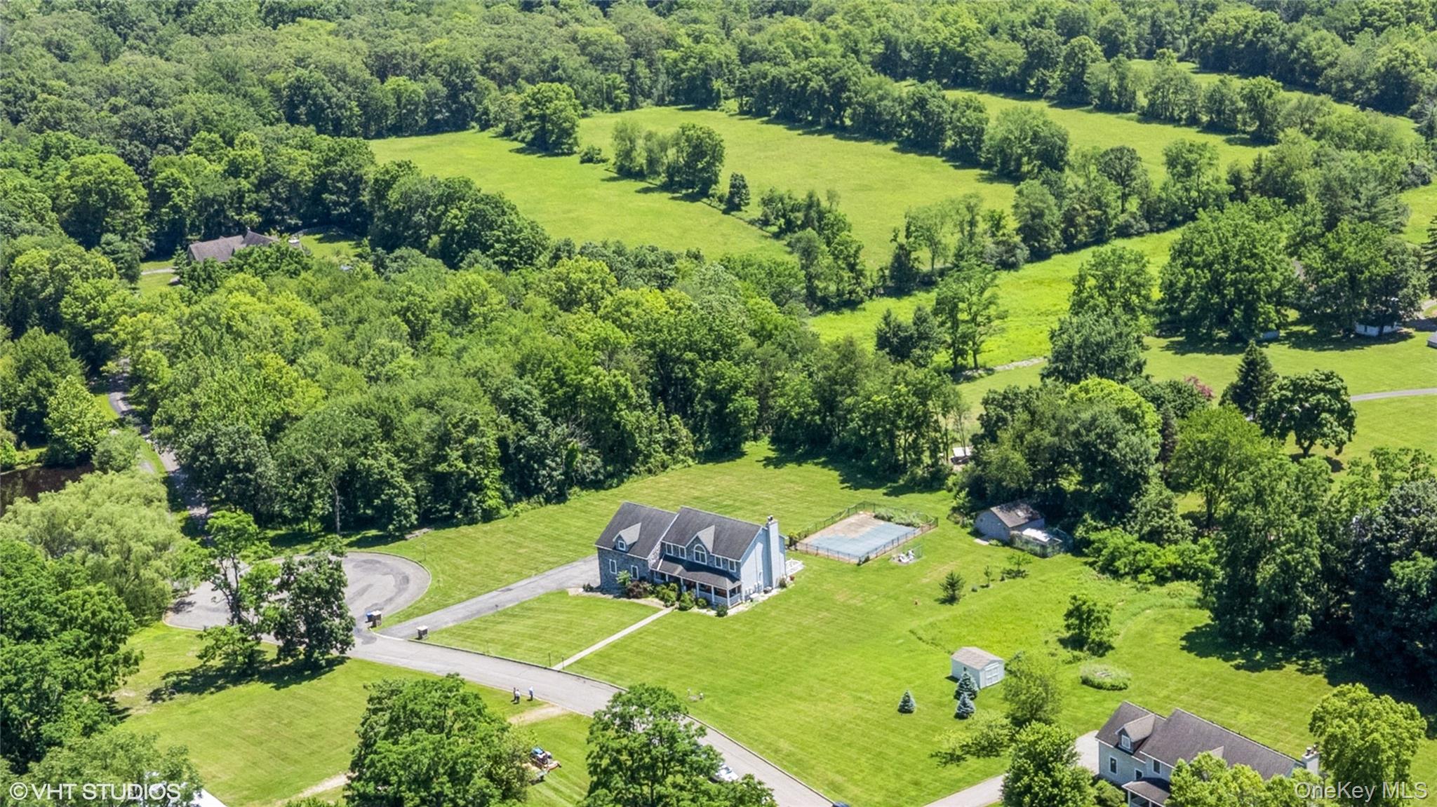 #7 photo, 10 Willys Court, Rock Tavern , NY 12575