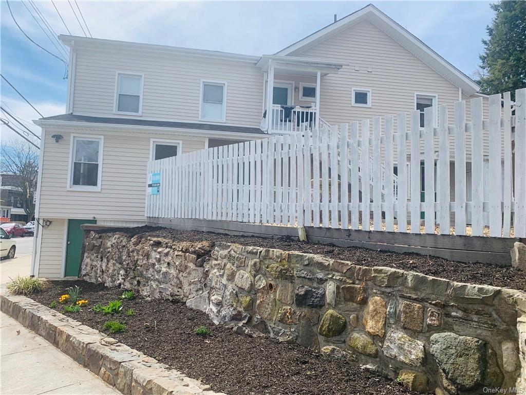 #1 photo, 165 Grand Street, Croton-on-Hudson , NY 10520
