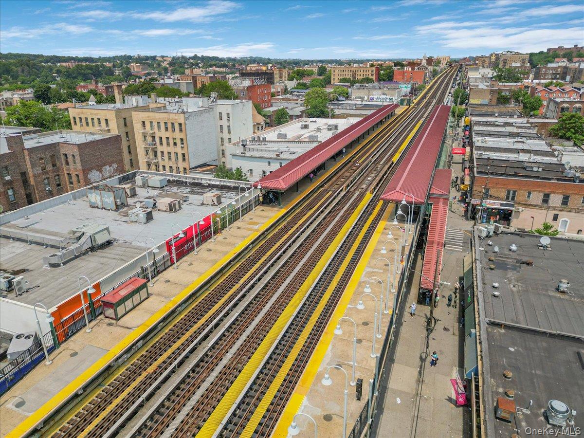 #13 photo, 661 E 225th Street, ブロンクス区 Bronx , NY 10466