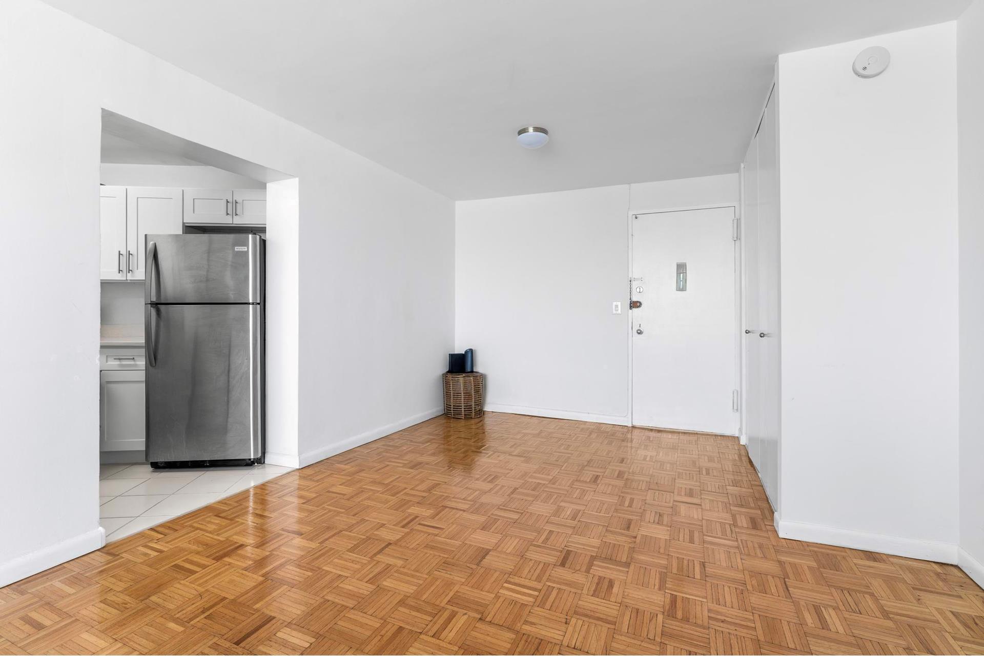 #6 photo, 2 BAY CLUB Drive, Bay Terrace , NY 11360