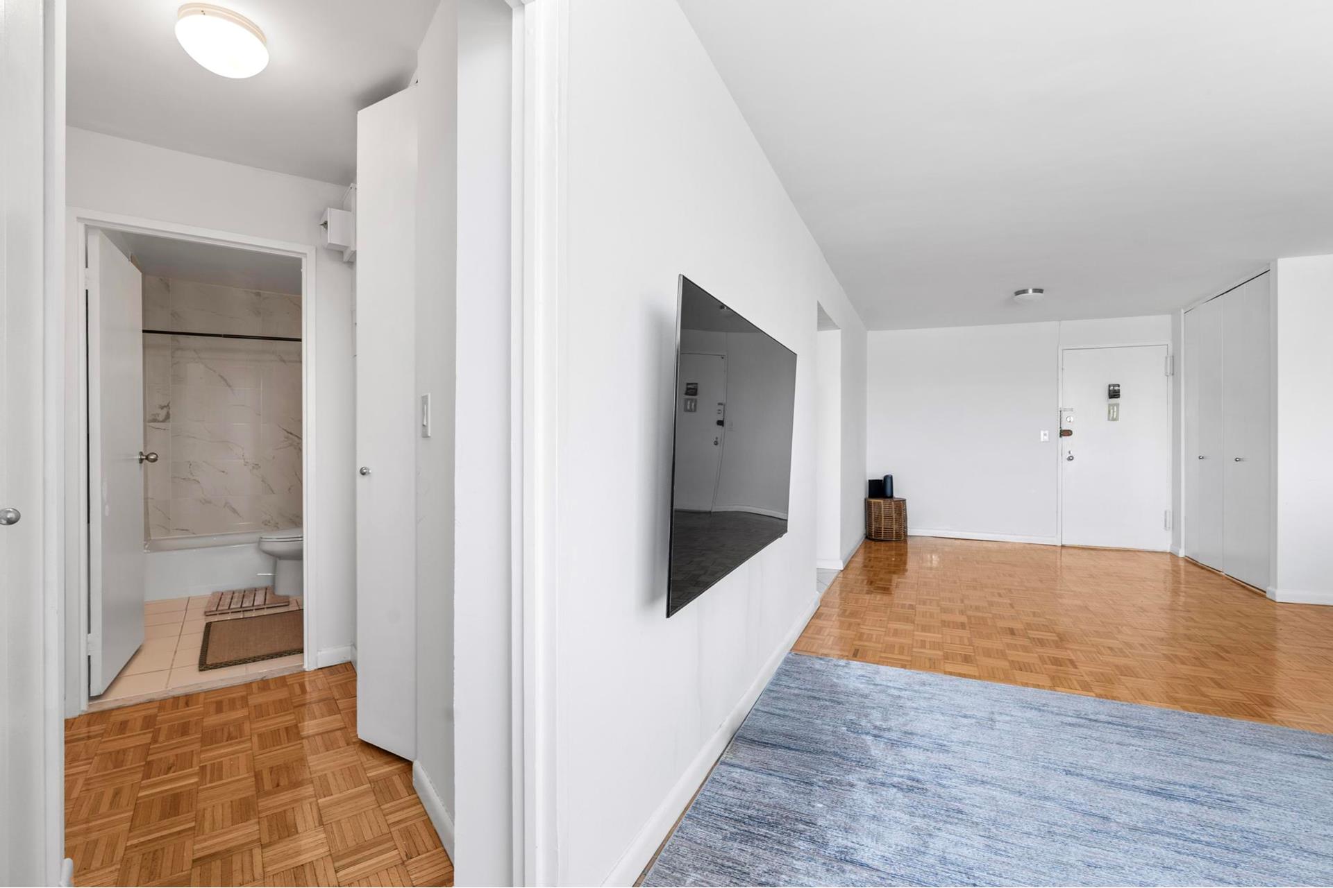 #7 photo, 2 BAY CLUB Drive, Bay Terrace , NY 11360