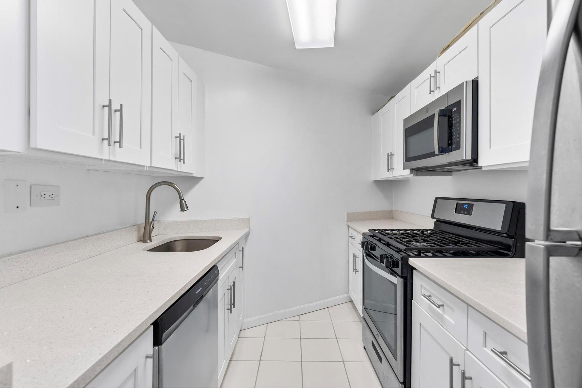 #9 photo, 2 BAY CLUB Drive, Bay Terrace , NY 11360