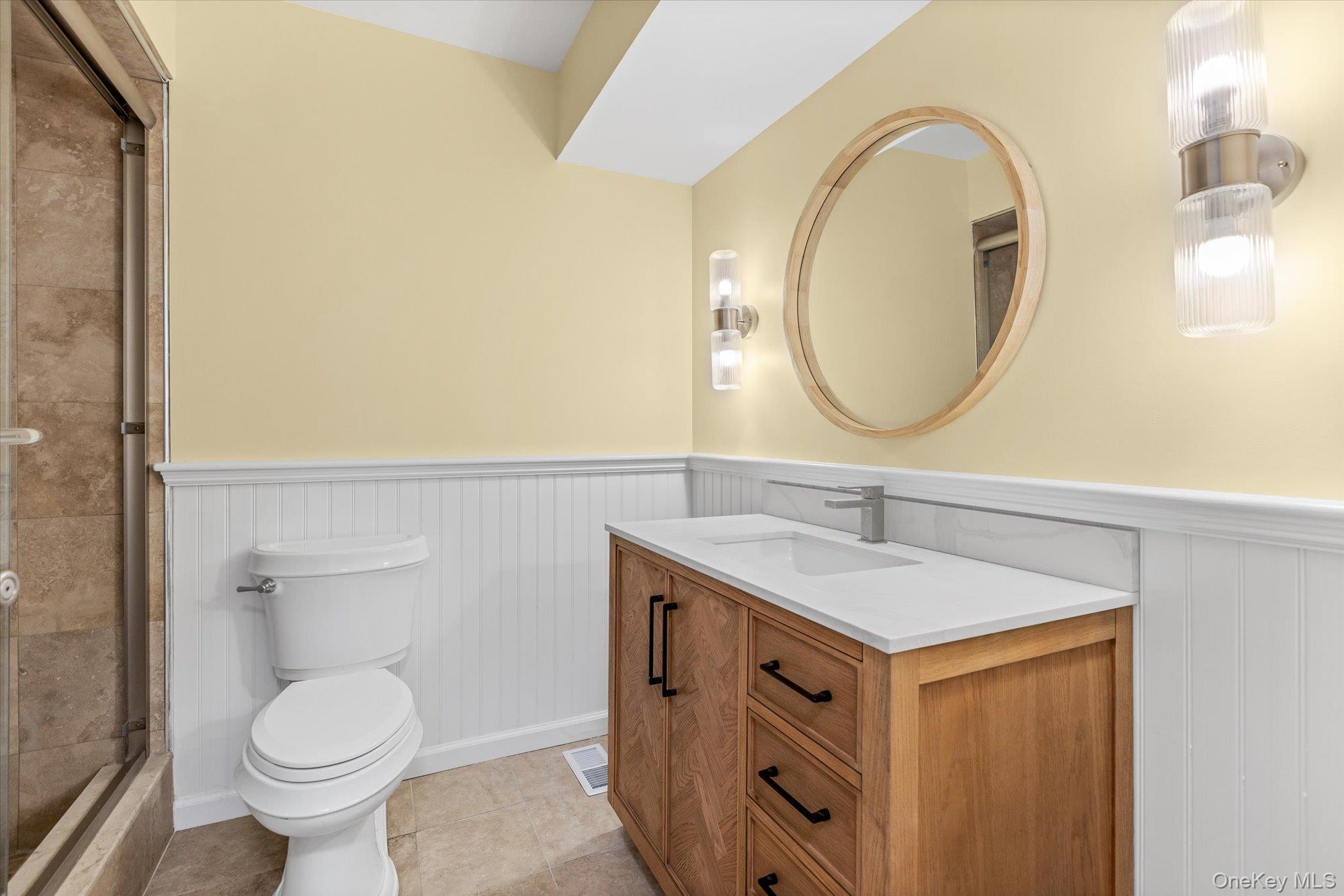 #18 photo, 2 Westbourne Lane, サフォーク郡 Melville , NY 11747