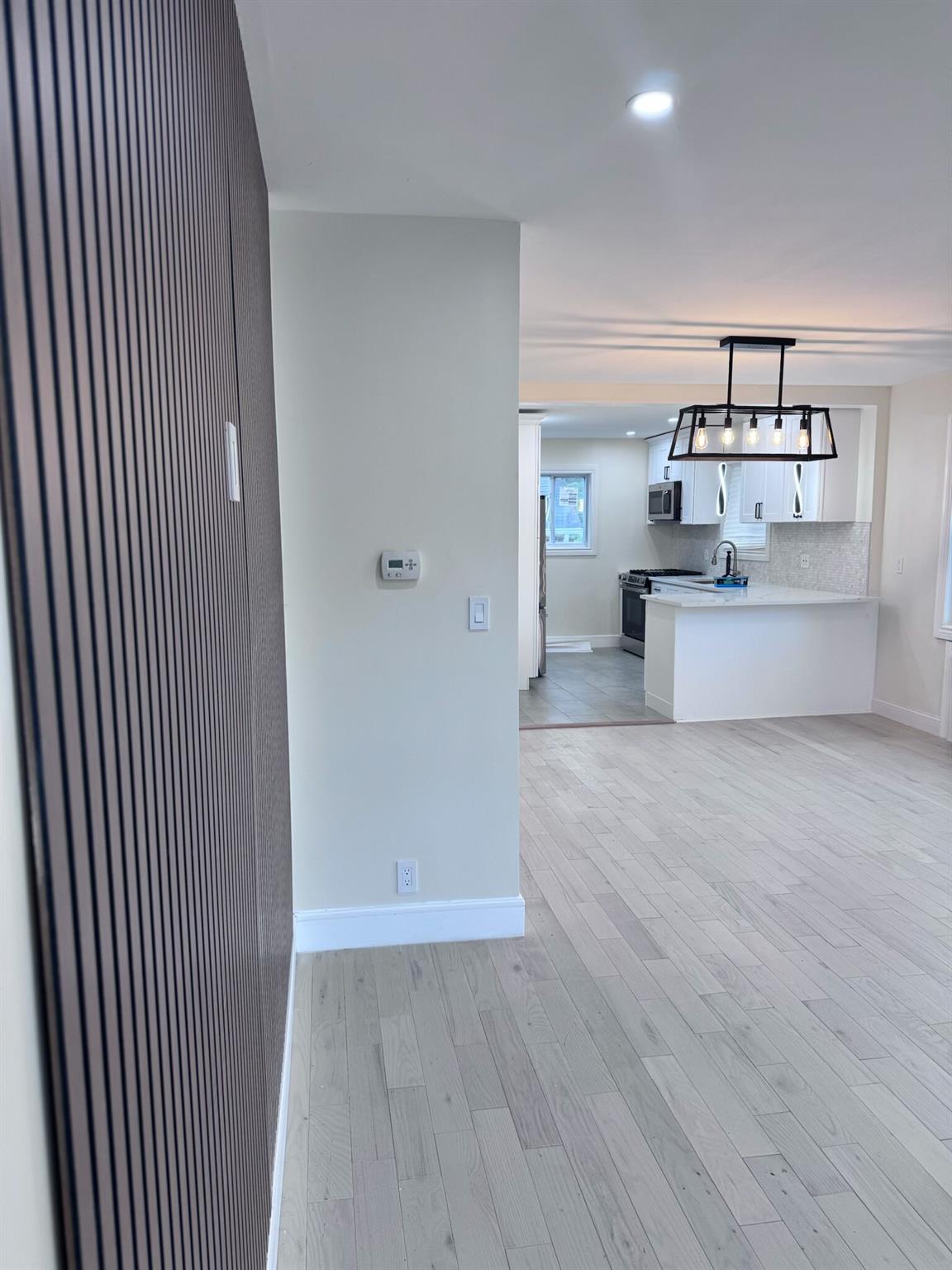 #5 photo, 23319 118th Avenue, クイーンズ区 Cambria Heights , NY 11411