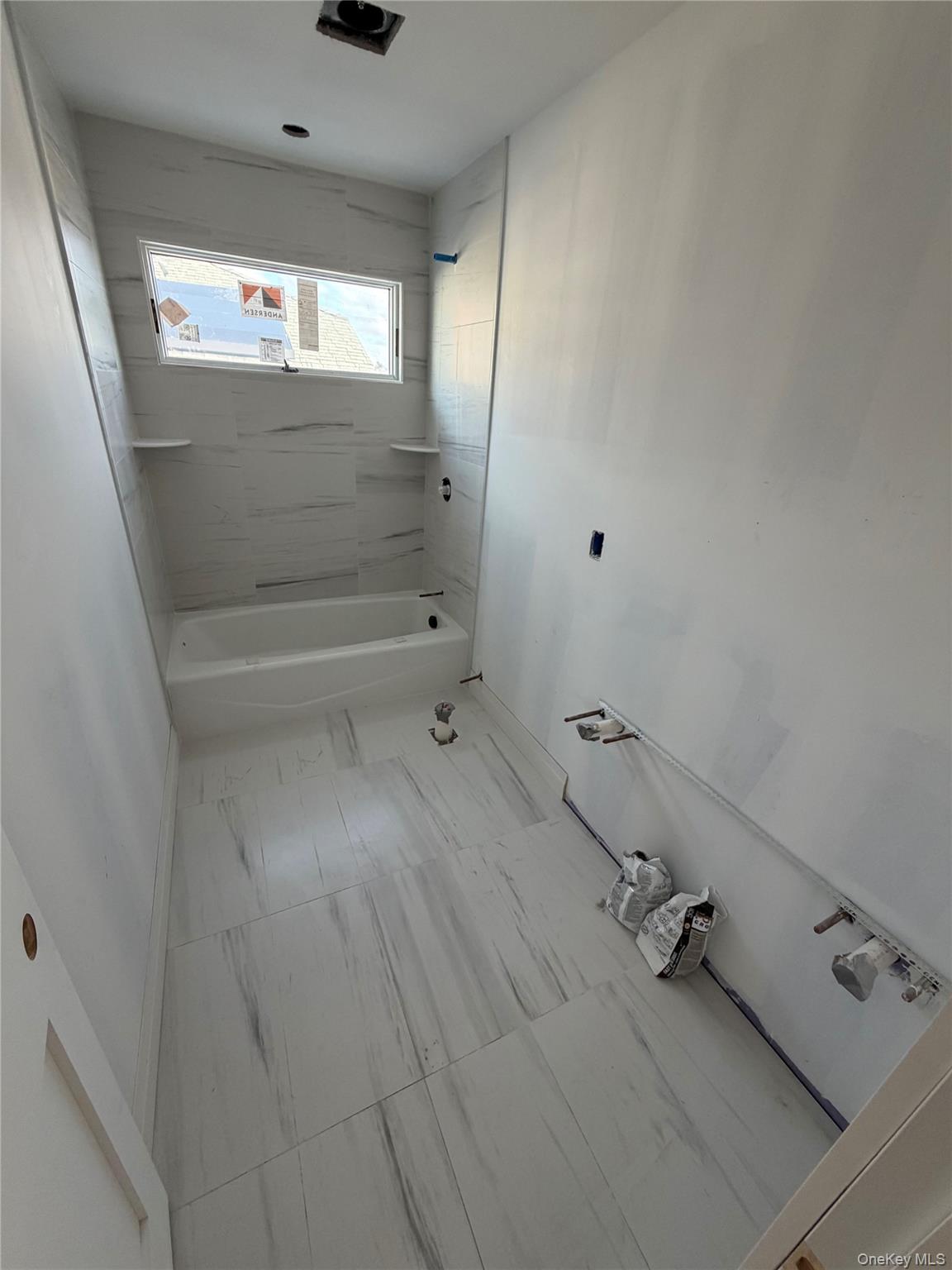 #13 photo, 103 Clocks Boulevard, ナッソー郡 Massapequa , NY 11758