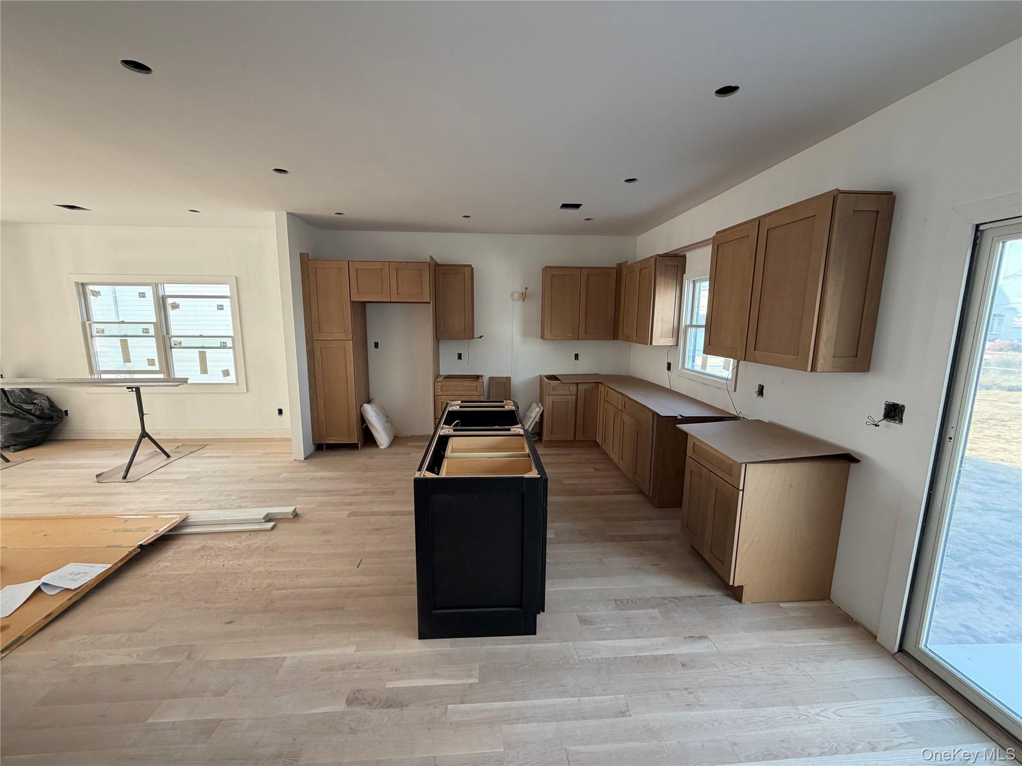 #4 photo, 103 Clocks Boulevard, ナッソー郡 Massapequa , NY 11758