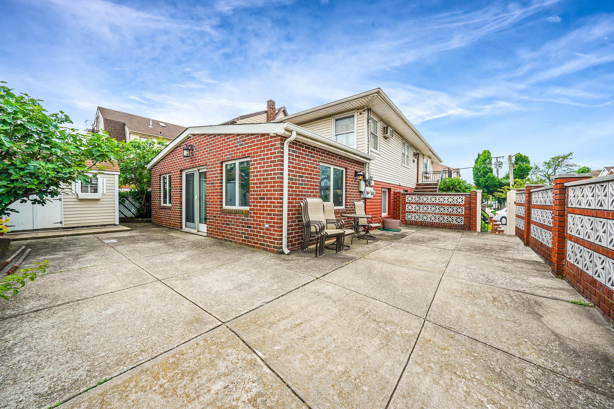 #6 photo, 15951 160th Avenue, Howard Beach , NY 11414