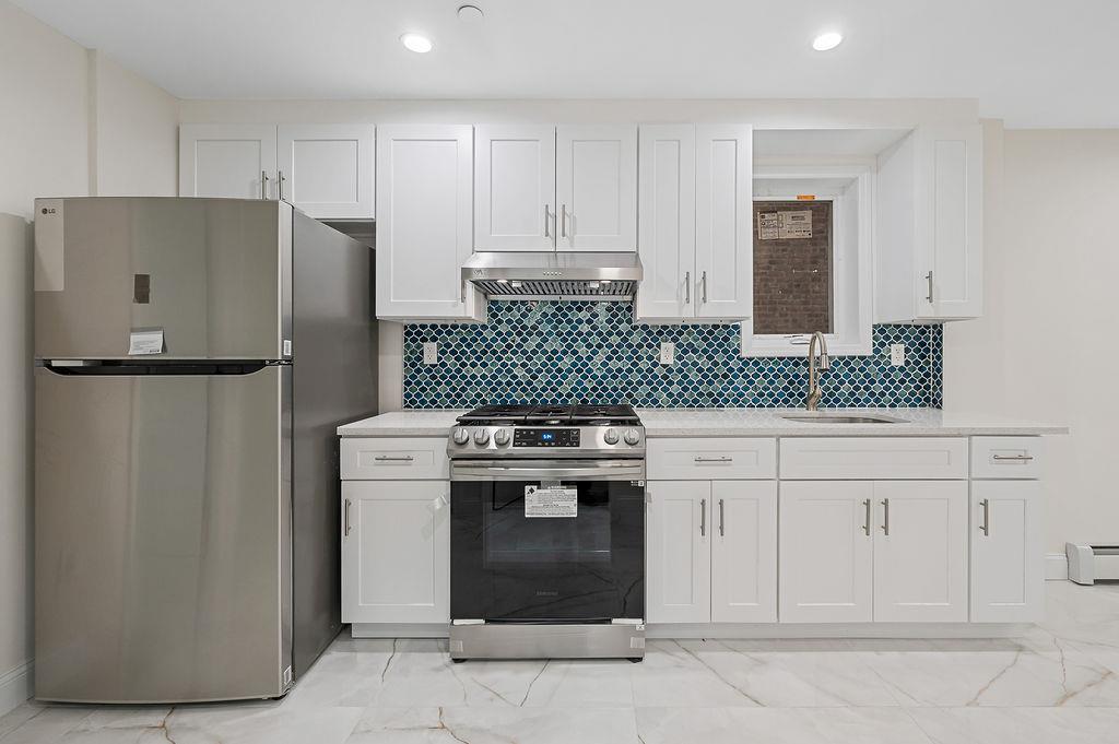 #10 photo, 10605 49th Avenue, クイーンズ区 Corona , NY 11368