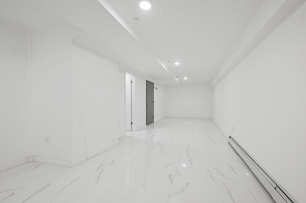 #16 photo, 10605 49th Avenue, クイーンズ区 Corona , NY 11368