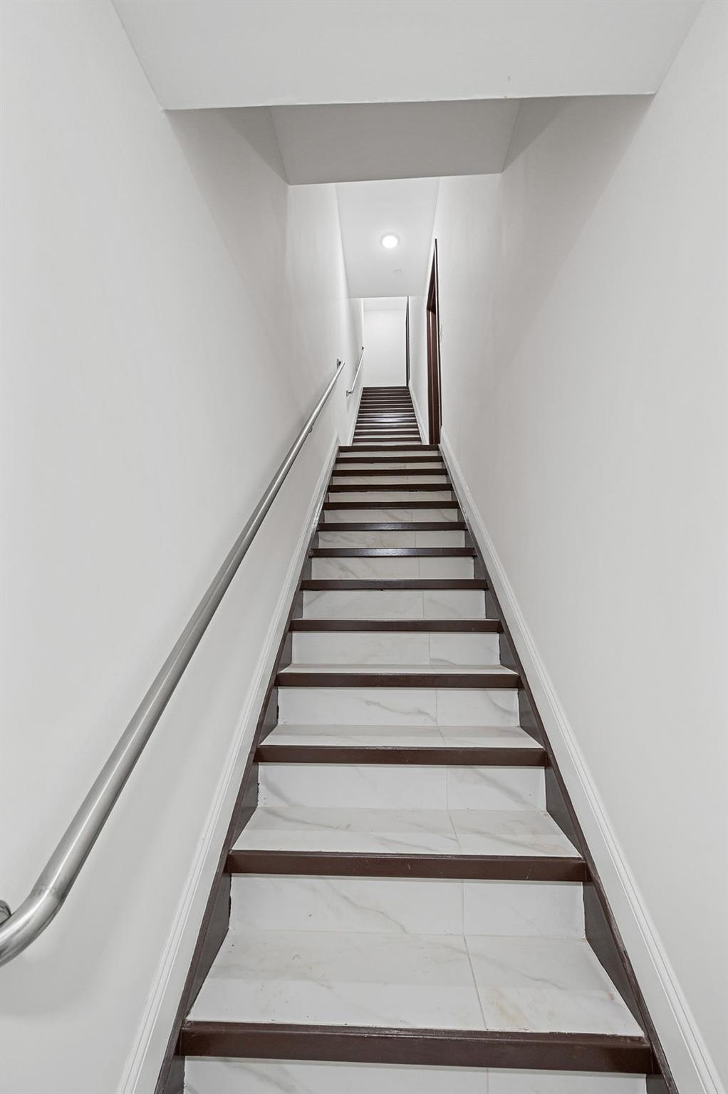 #17 photo, 10605 49th Avenue, クイーンズ区 Corona , NY 11368