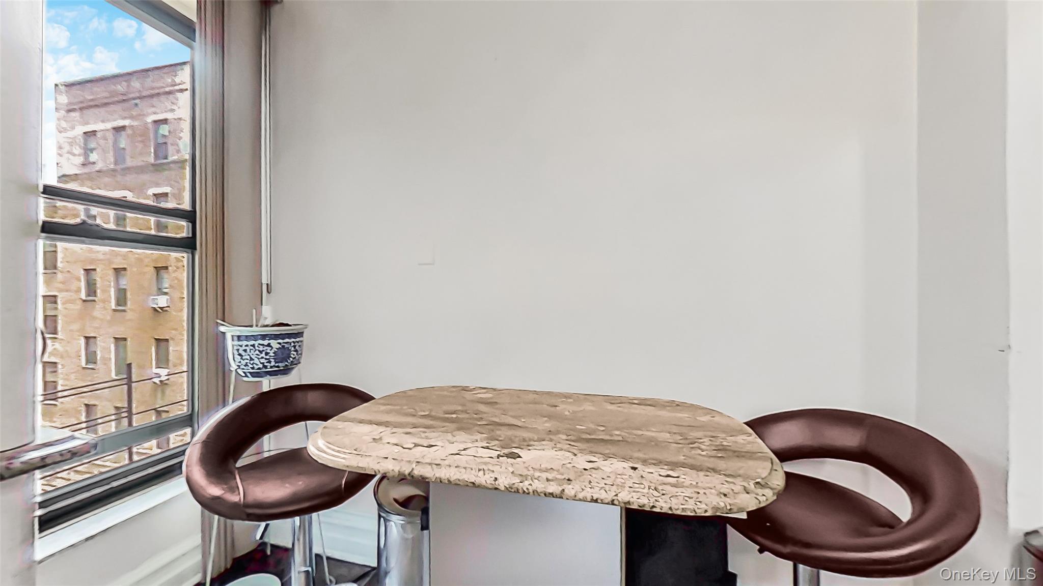 #12 photo, 83-44 LEFFERTS Boulevard, クイーンズ区 Kew Gardens , NY 11415