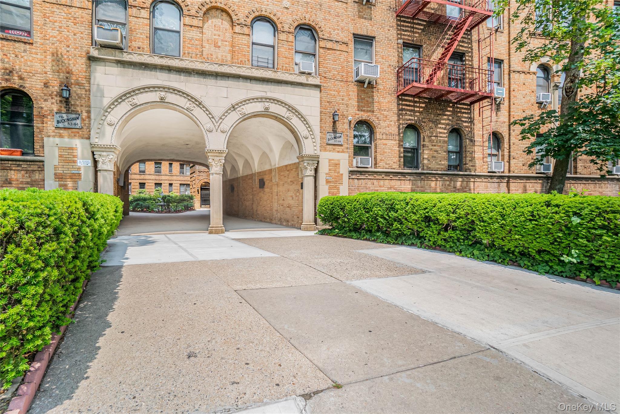 #7 photo, 83-44 LEFFERTS Boulevard, クイーンズ区 Kew Gardens , NY 11415