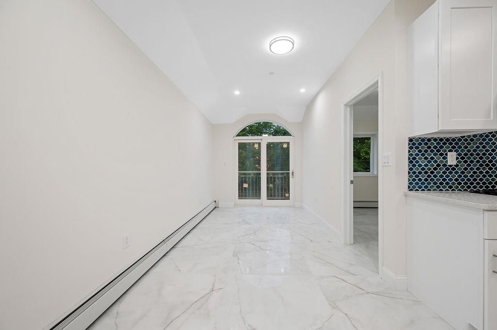 #8 photo, 10603 49th Avenue, クイーンズ区 Corona , NY 11368