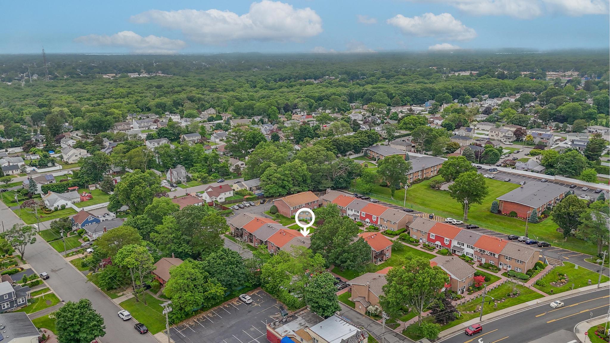 #16 photo, 42 Springwood Drive, North Babylon , NY 11703