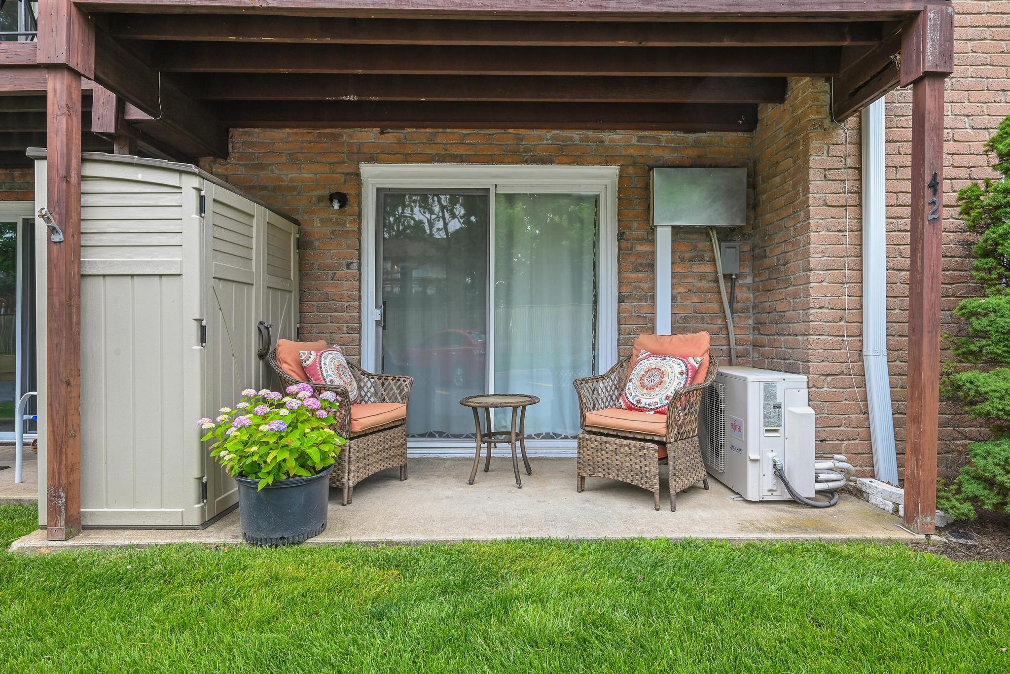 #6 photo, 42 Springwood Drive, North Babylon , NY 11703