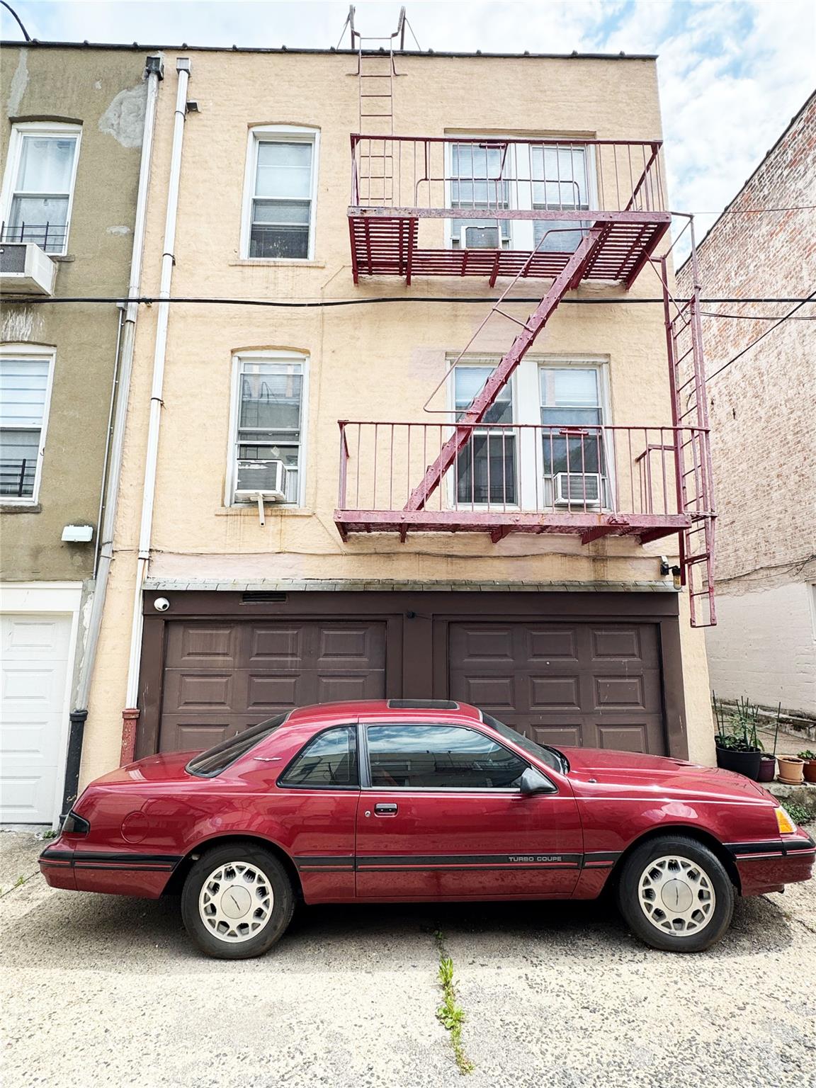 #14 photo, 1840 21st Drive, クイーンズ区 Astoria , NY 11105