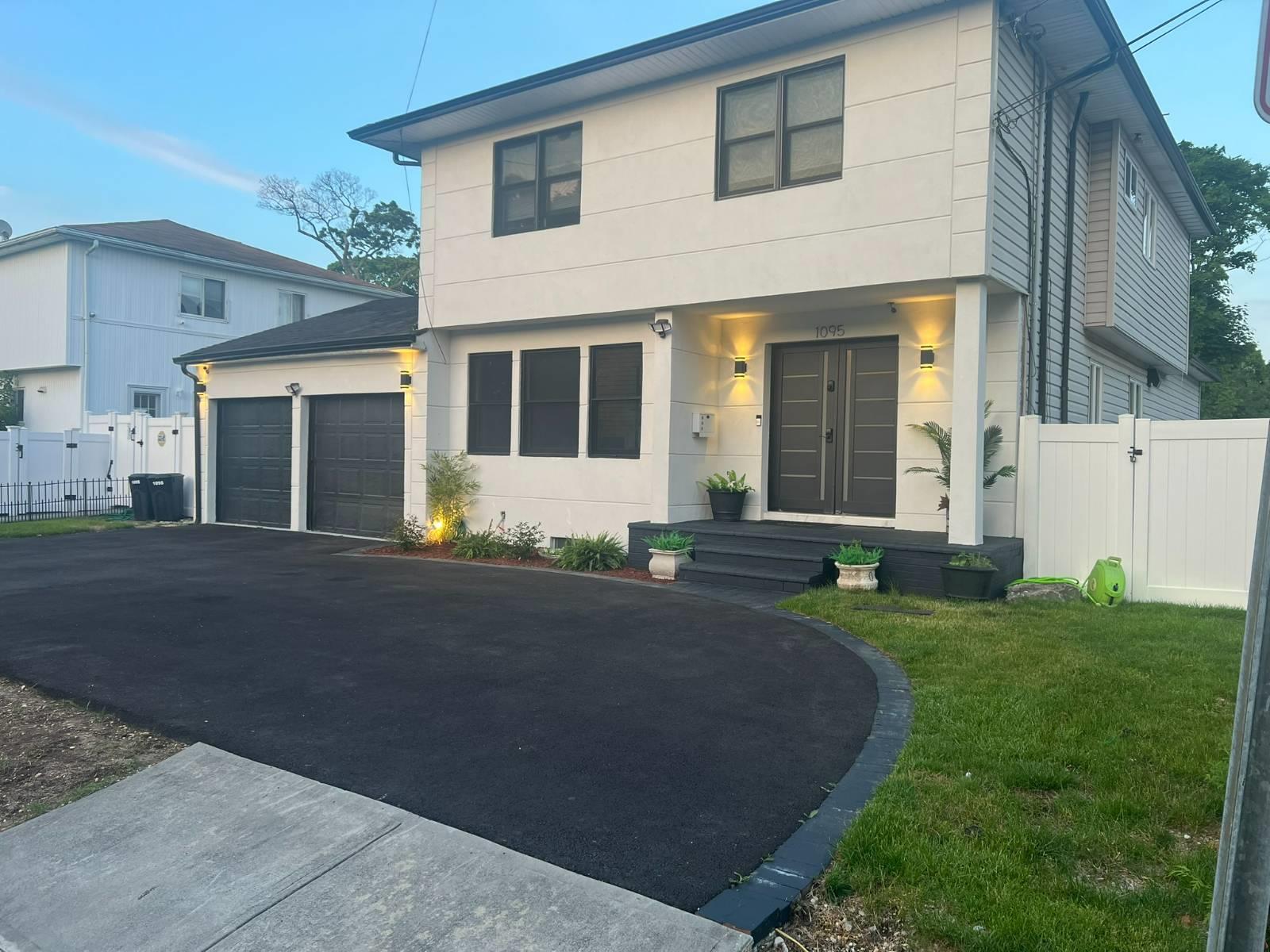 #1 photo, 1095 Lynn Place, Woodmere , NY 11598