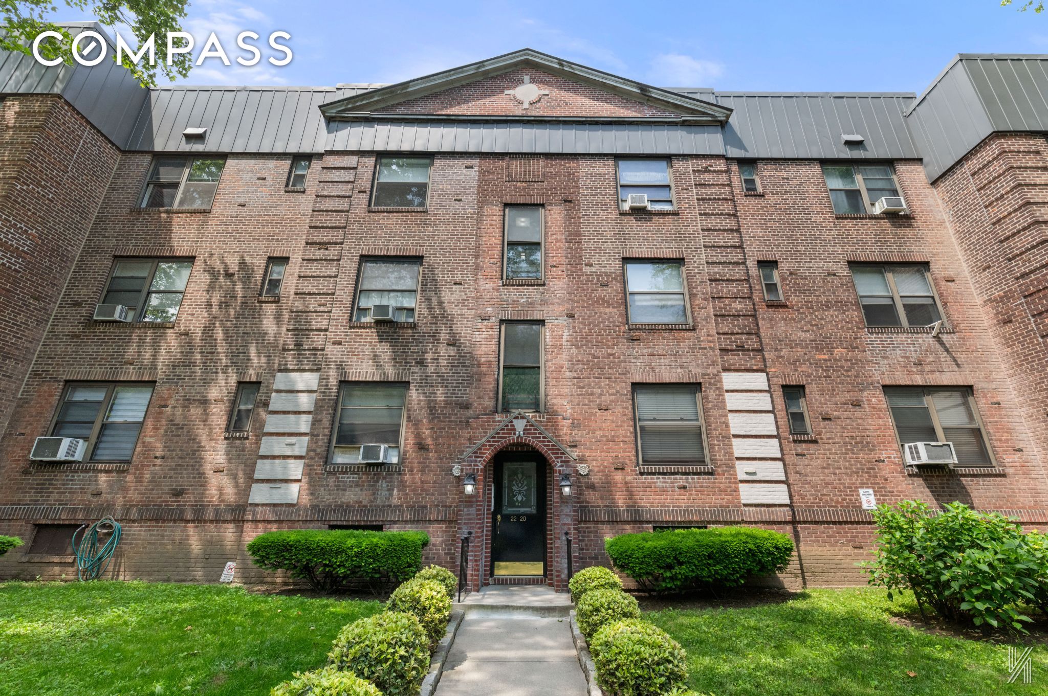 #1 photo, 22-20 76th Street, Куинс ‖ Astoria , NY 11370