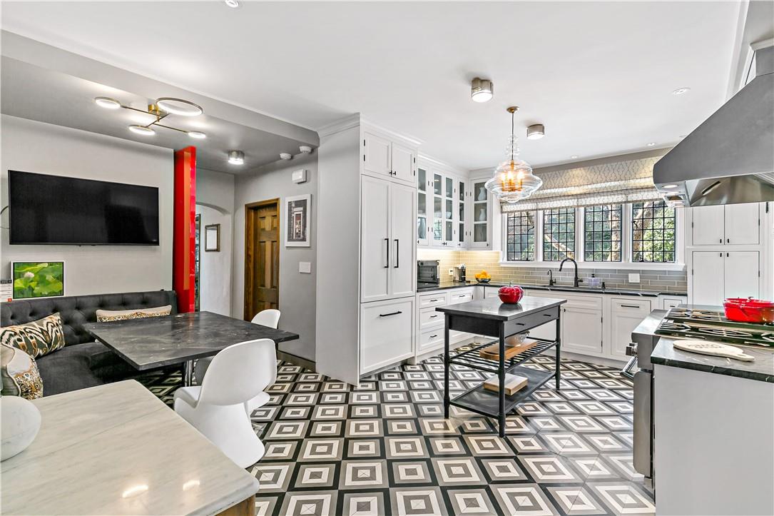 #2 photo, 31 Old Army Road, Scarsdale , NY 10583