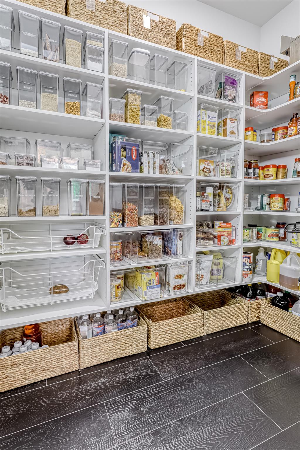 #15 photo, Pomona, Pomona , NY 10970