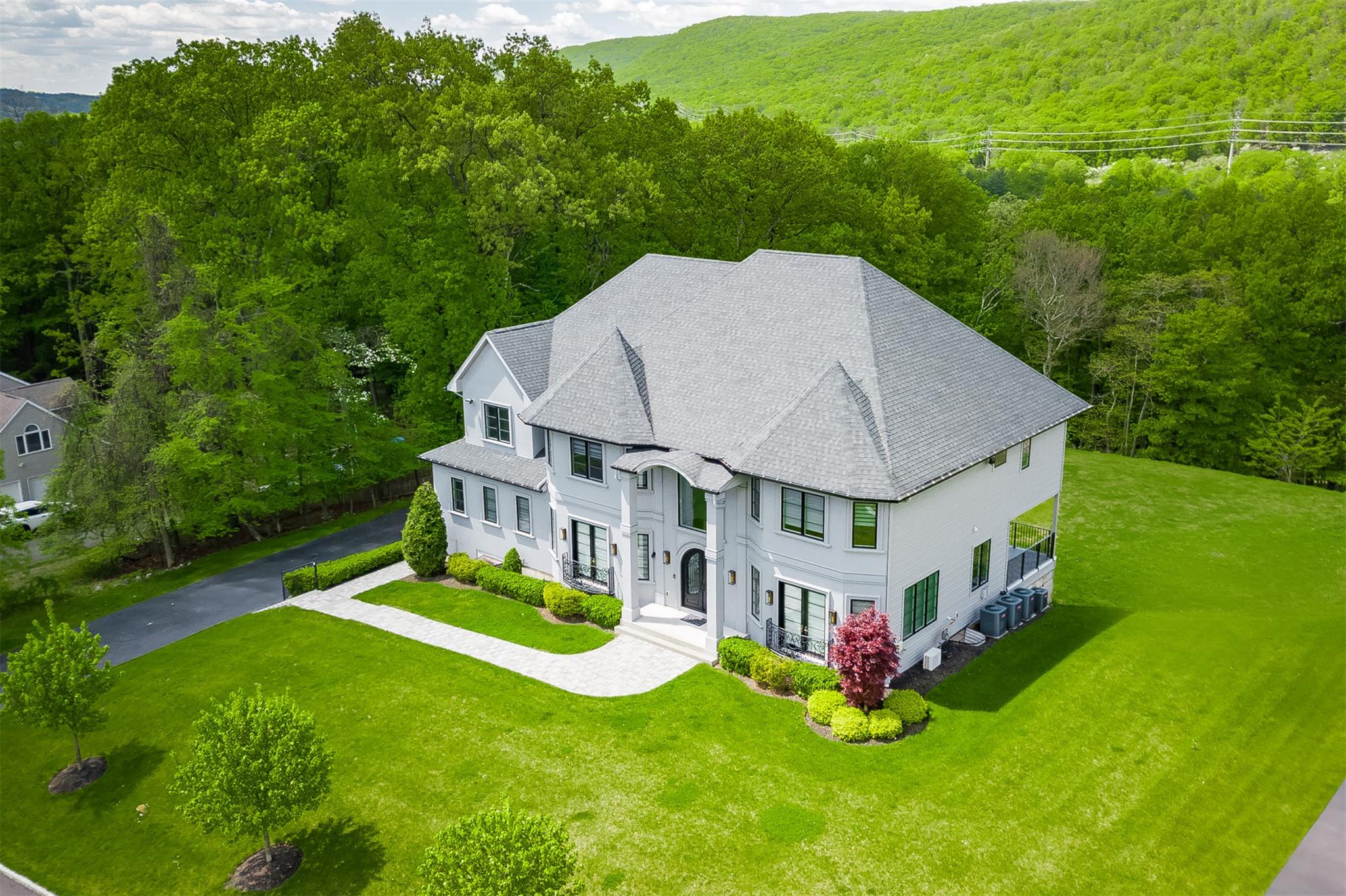 #2 photo, Pomona, Pomona , NY 10970