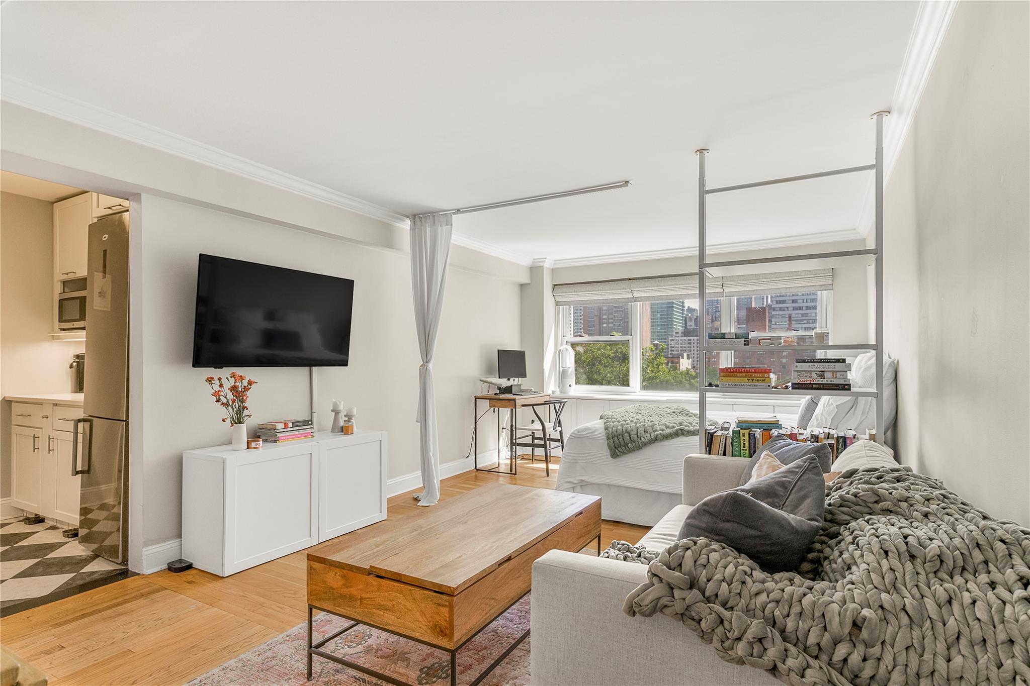 #4 photo, 210 E 63rd Street, New York (Manhattan) , NY 10065