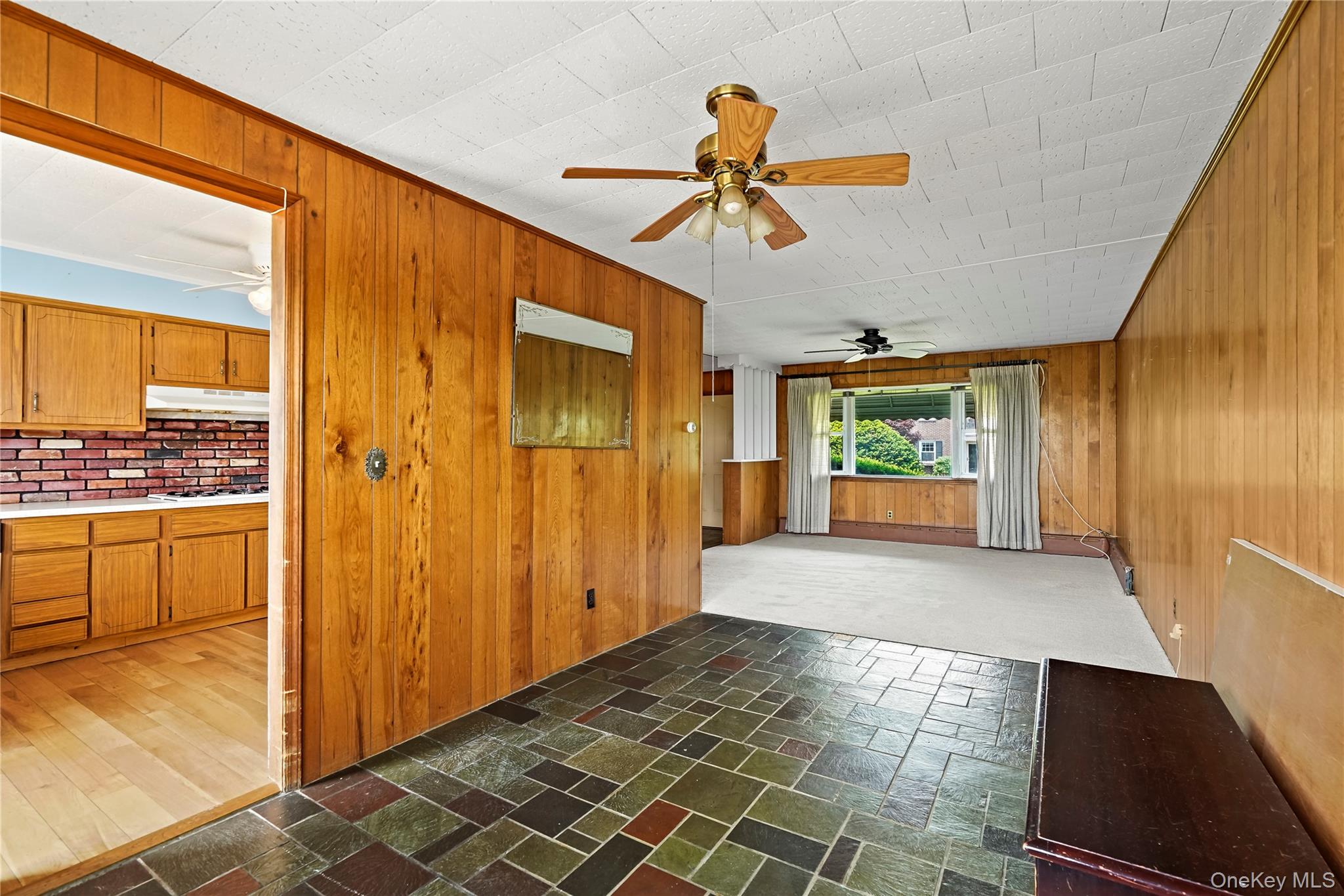 #5 photo, 54 Albemarle Place, Yonkers , NY 10701