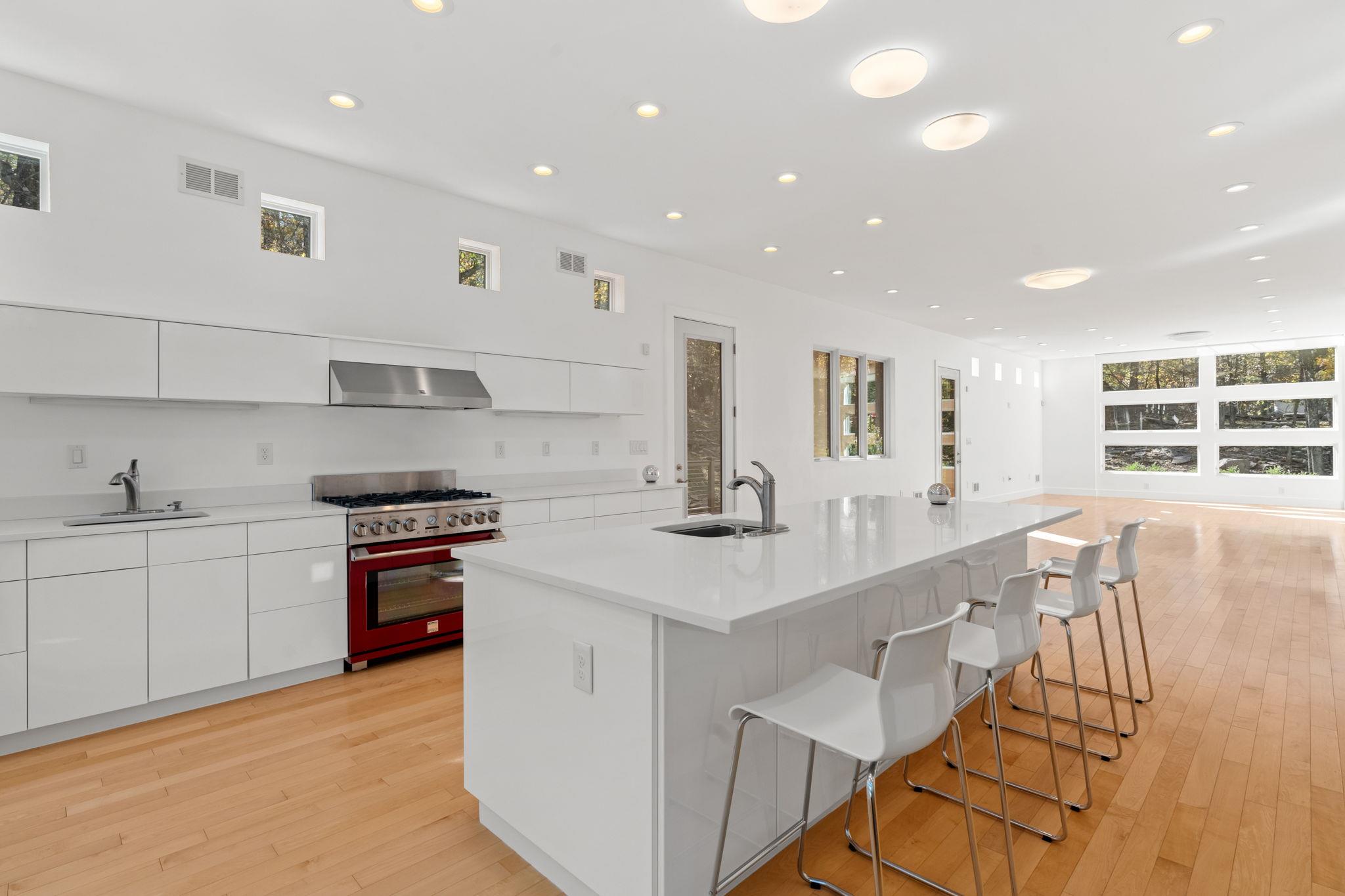 #10 photo, 44 Old Wagon Road, Woodstock , NY 12498