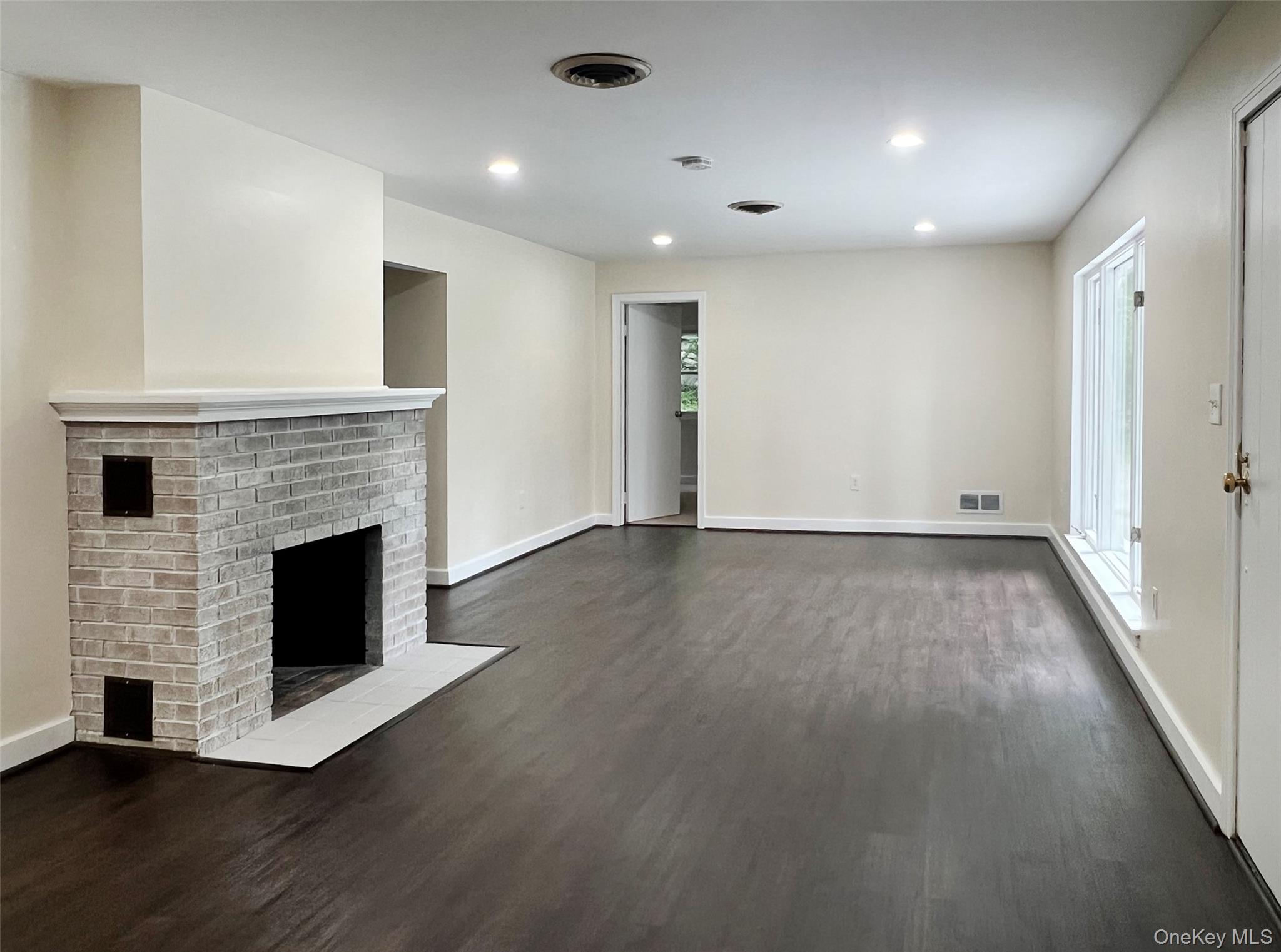 #6 photo, 5093 Route 9W, Newburgh , NY 12550