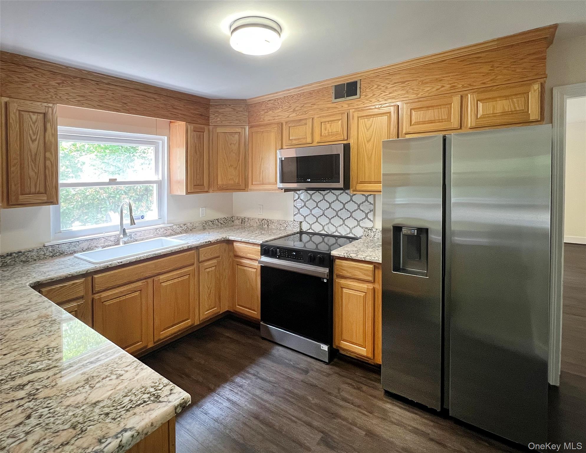 #8 photo, 5093 Route 9W, Newburgh , NY 12550