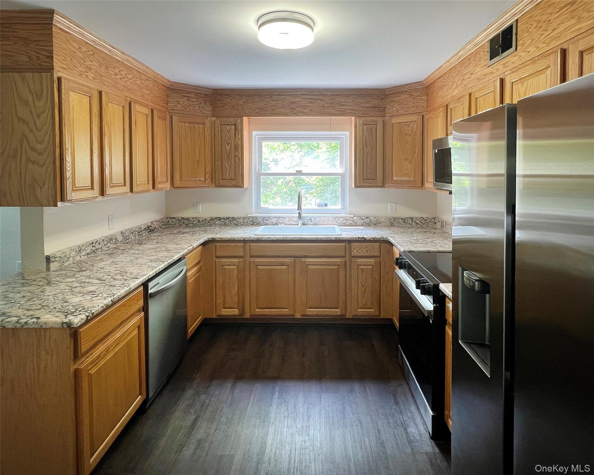 #9 photo, 5093 Route 9W, Newburgh , NY 12550