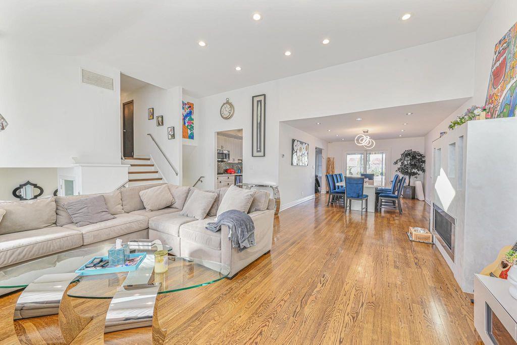 #4 photo, 972 S End, Woodmere , NY 11598