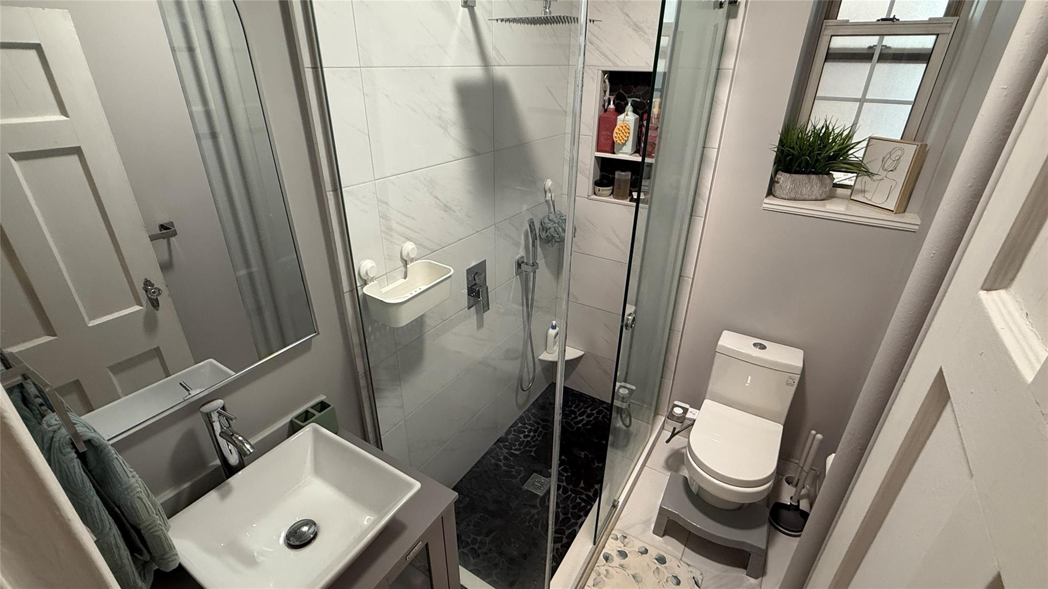 #8 photo, 208 Centre Avenue, New Rochelle , NY 10805