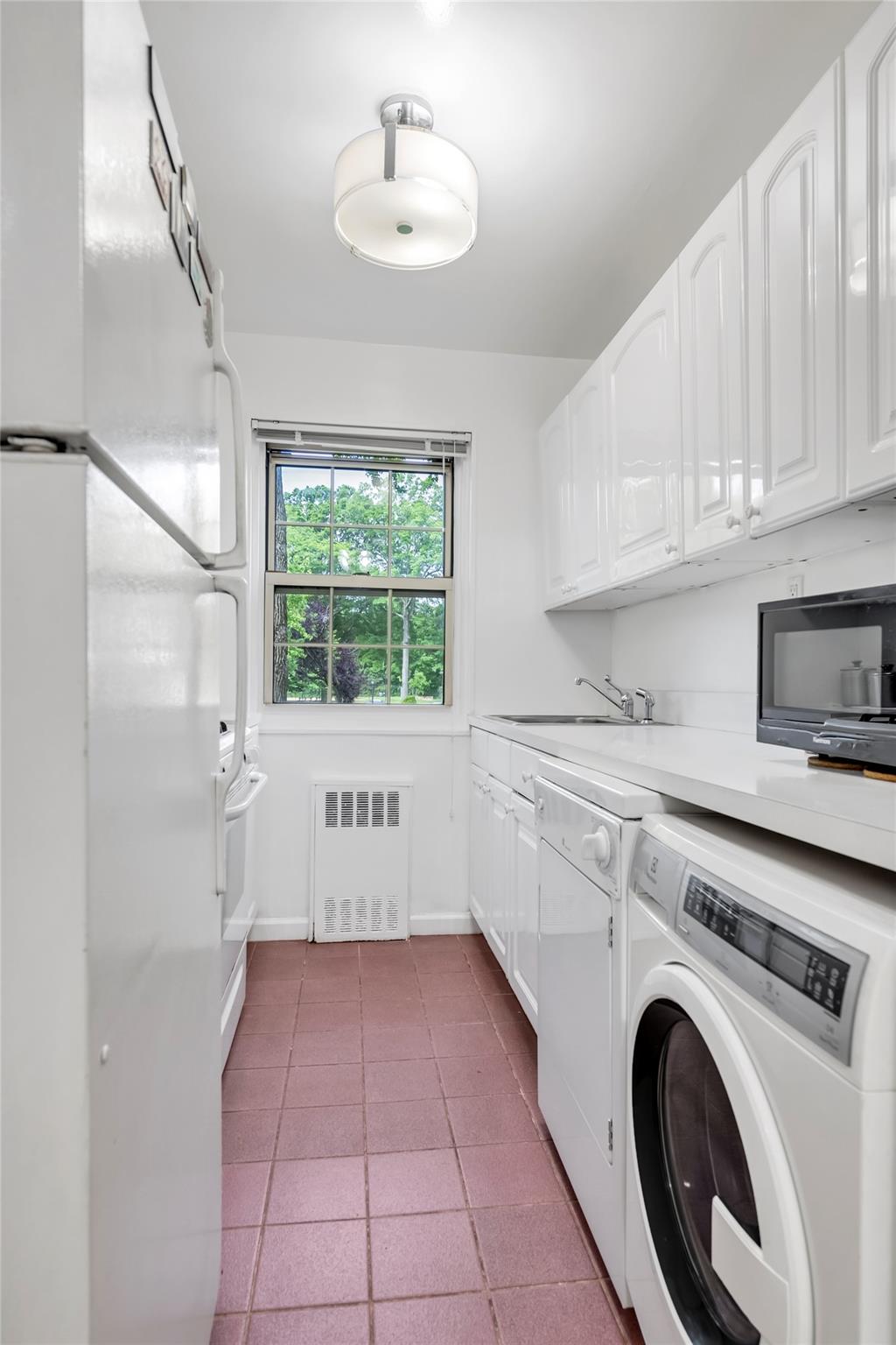 #7 photo, 69-29 210 Street, 皇后區 貝塞 Bayside , NY 11364