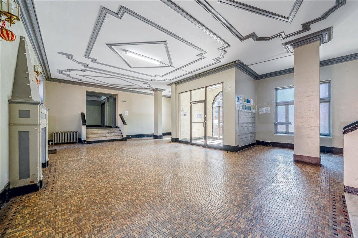 #4 photo, 39-82 65th Place, クイーンズ区 Woodside , NY 11377