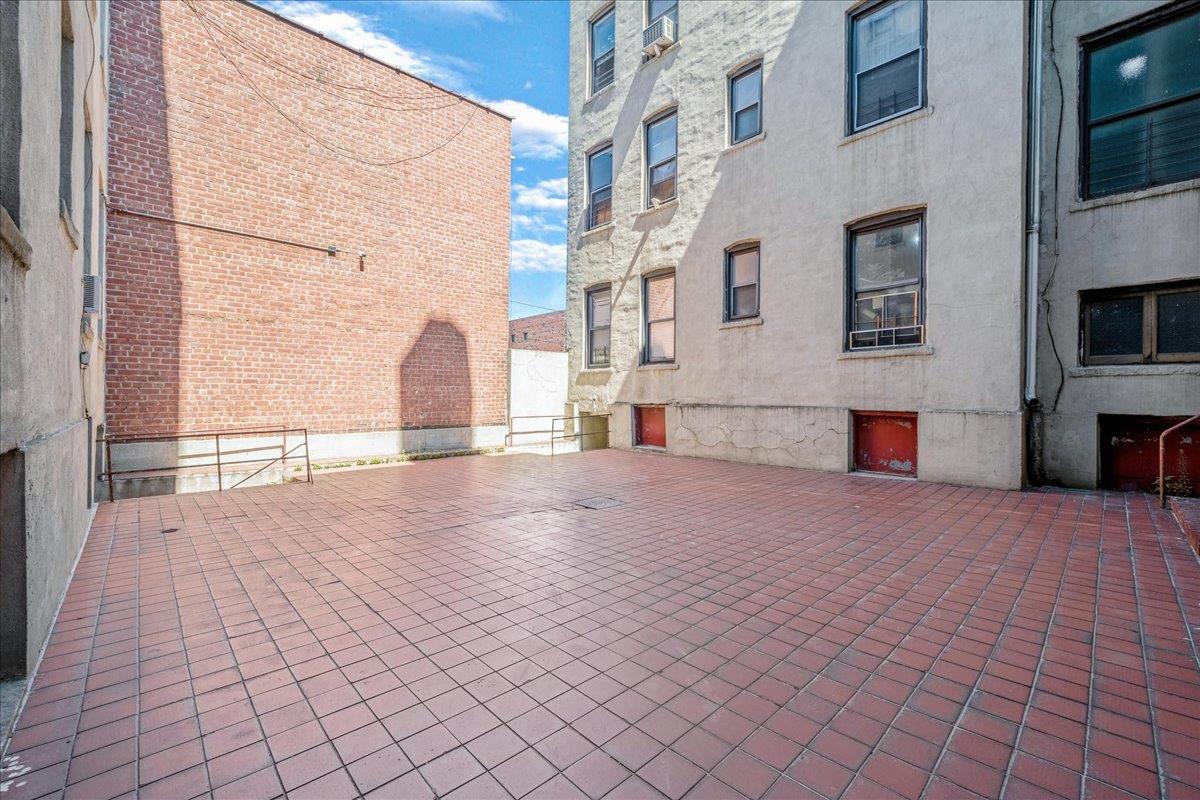 #5 photo, 39-82 65th Place, クイーンズ区 Woodside , NY 11377